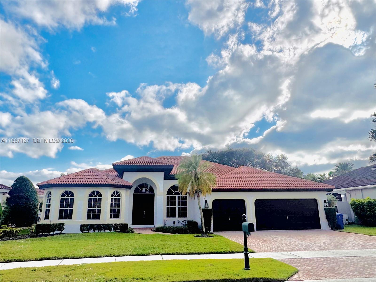 Sunset Lakes Plat One