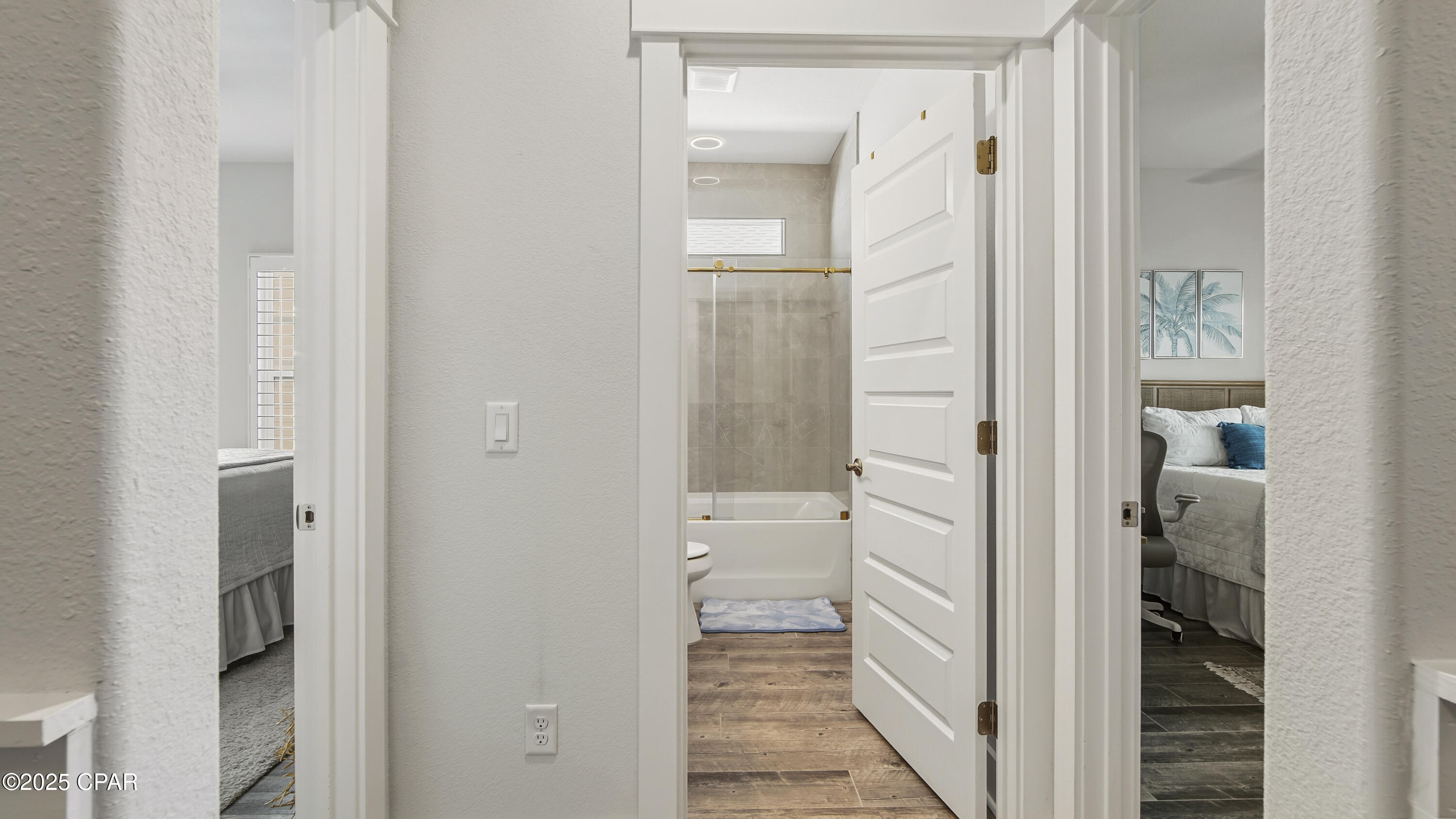 Image 4 For 250 Wells Street