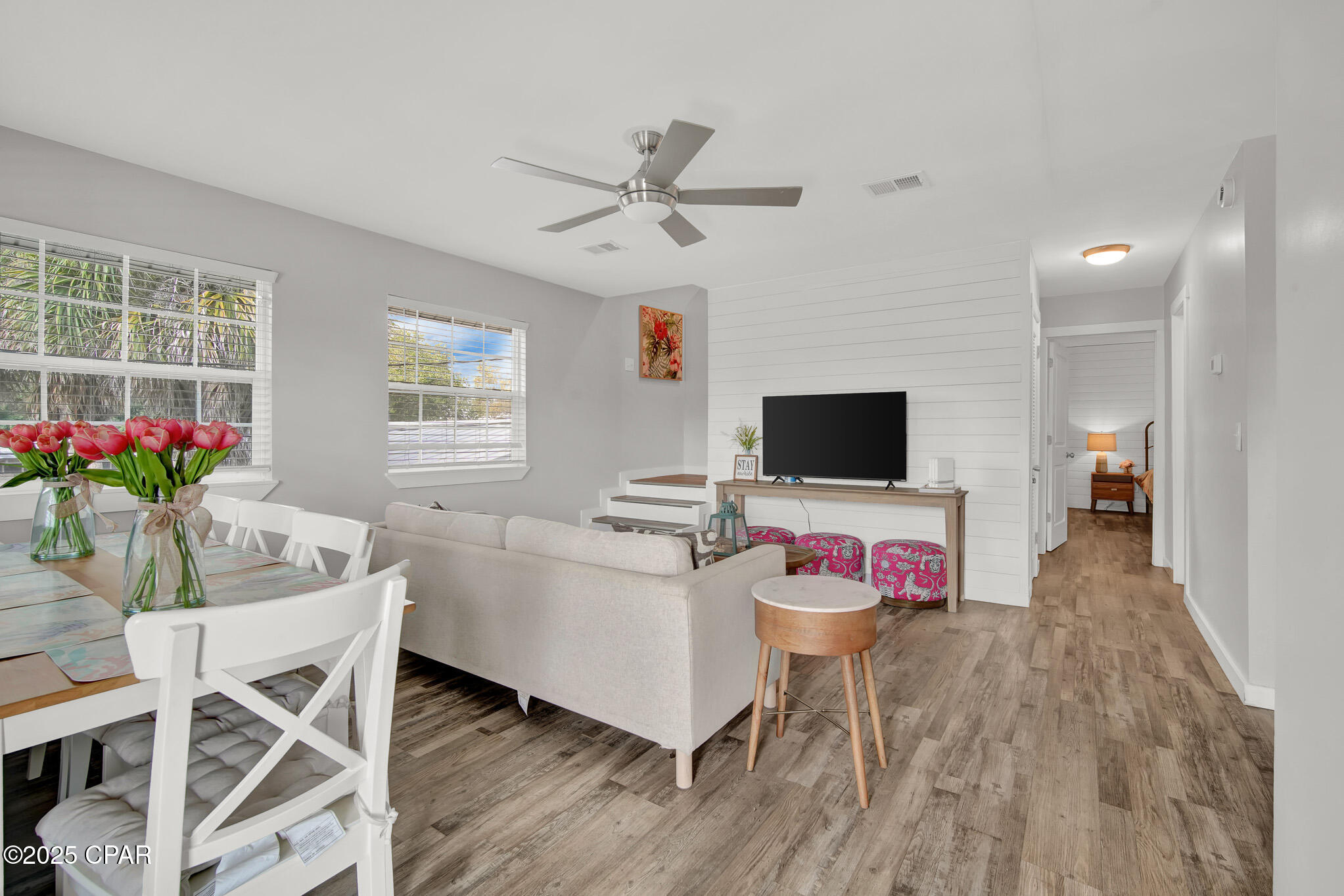 Image 12 For 310 Palm Dr Drive