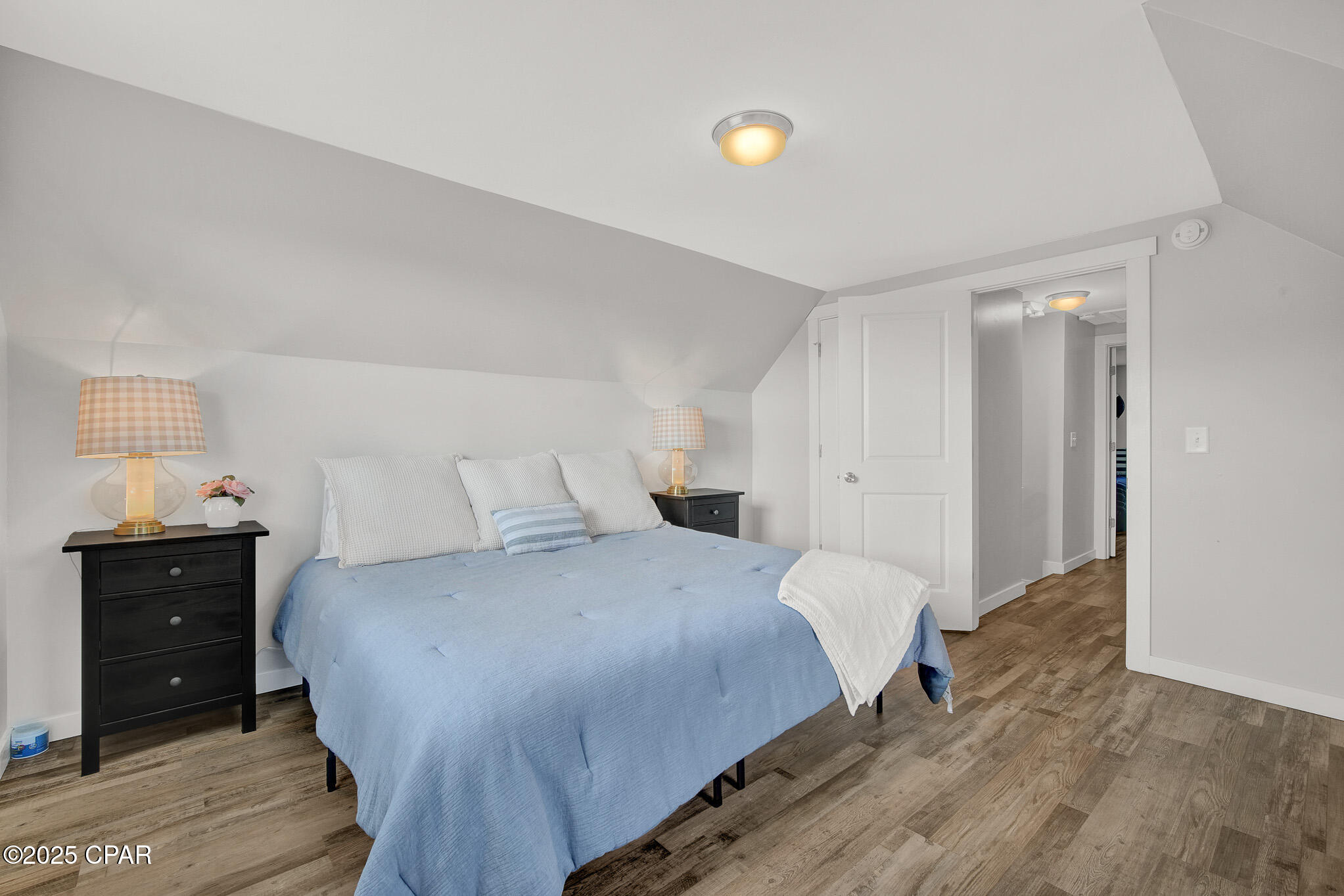 Image 25 For 310 Palm Dr Drive