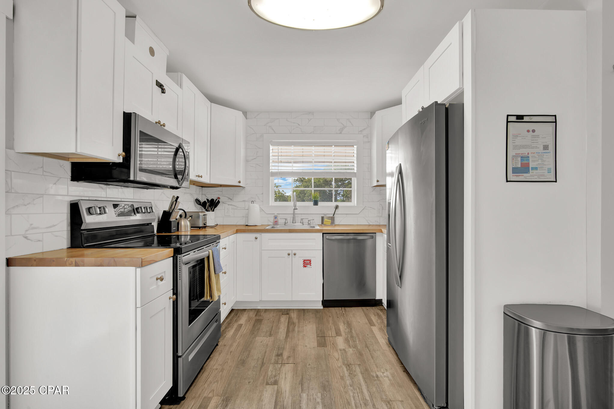 Image 6 For 310 Palm Dr Drive