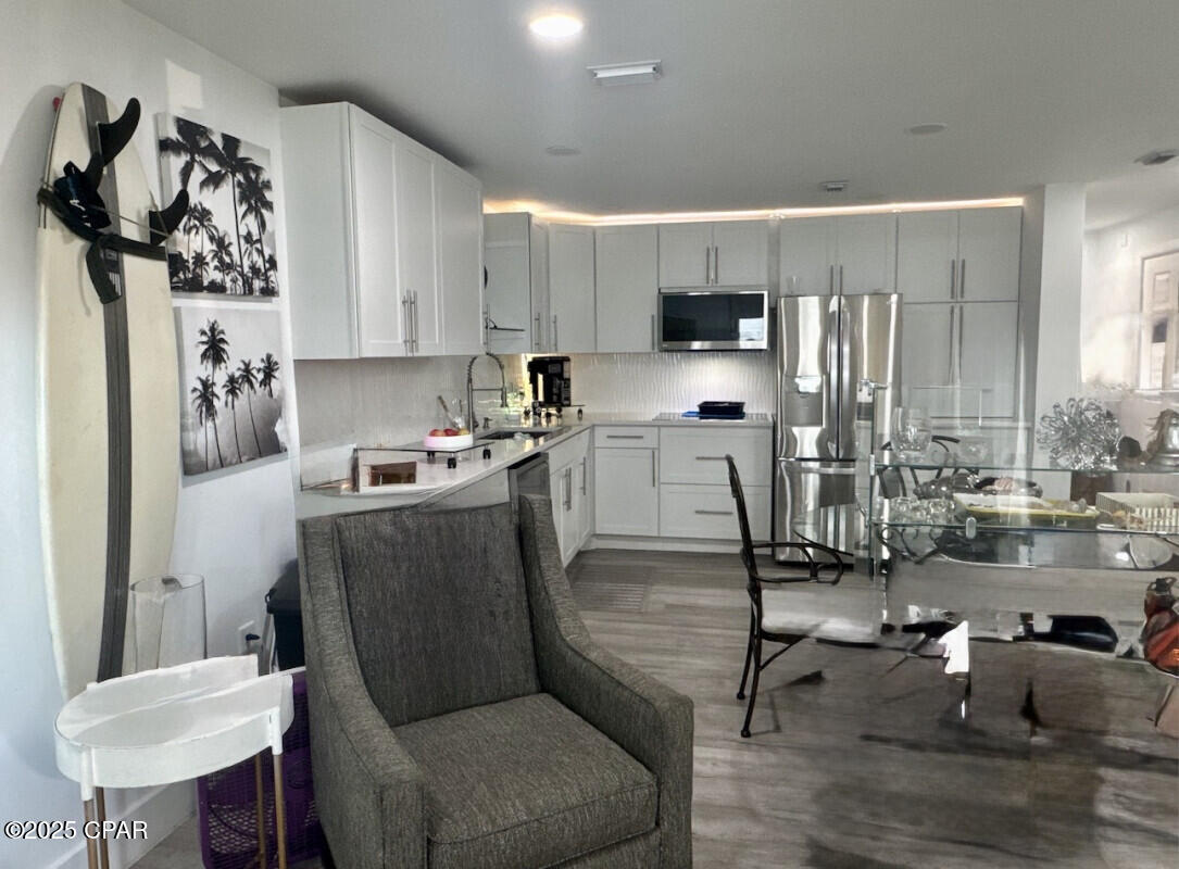 Image 2 For 3600 Thomas Drive D102