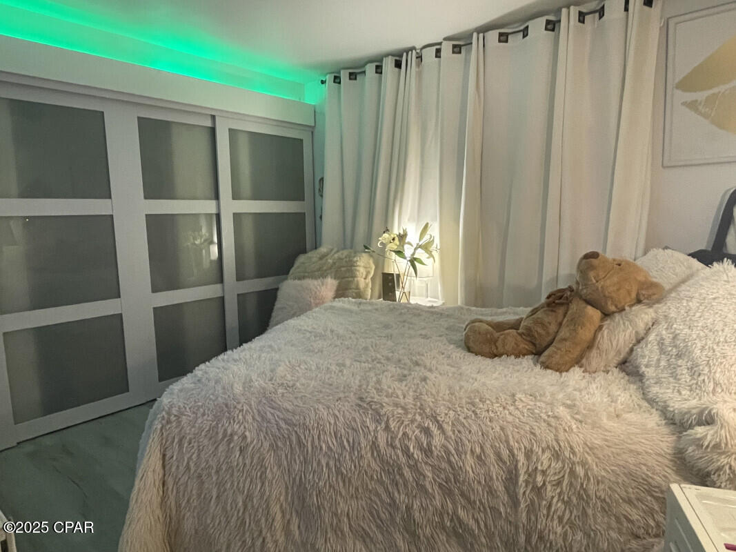 Image 4 For 3600 Thomas Drive D102