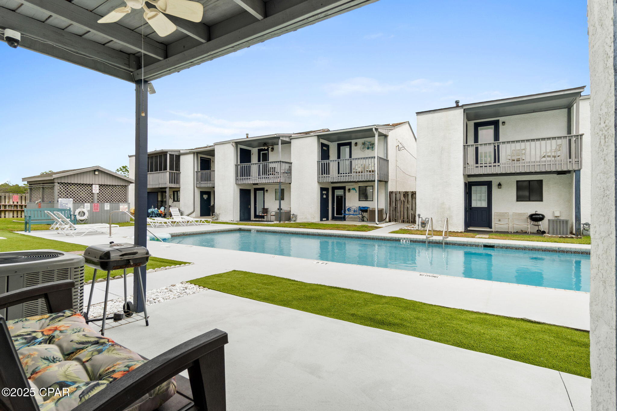 Image 10 For 627 Laurel Street