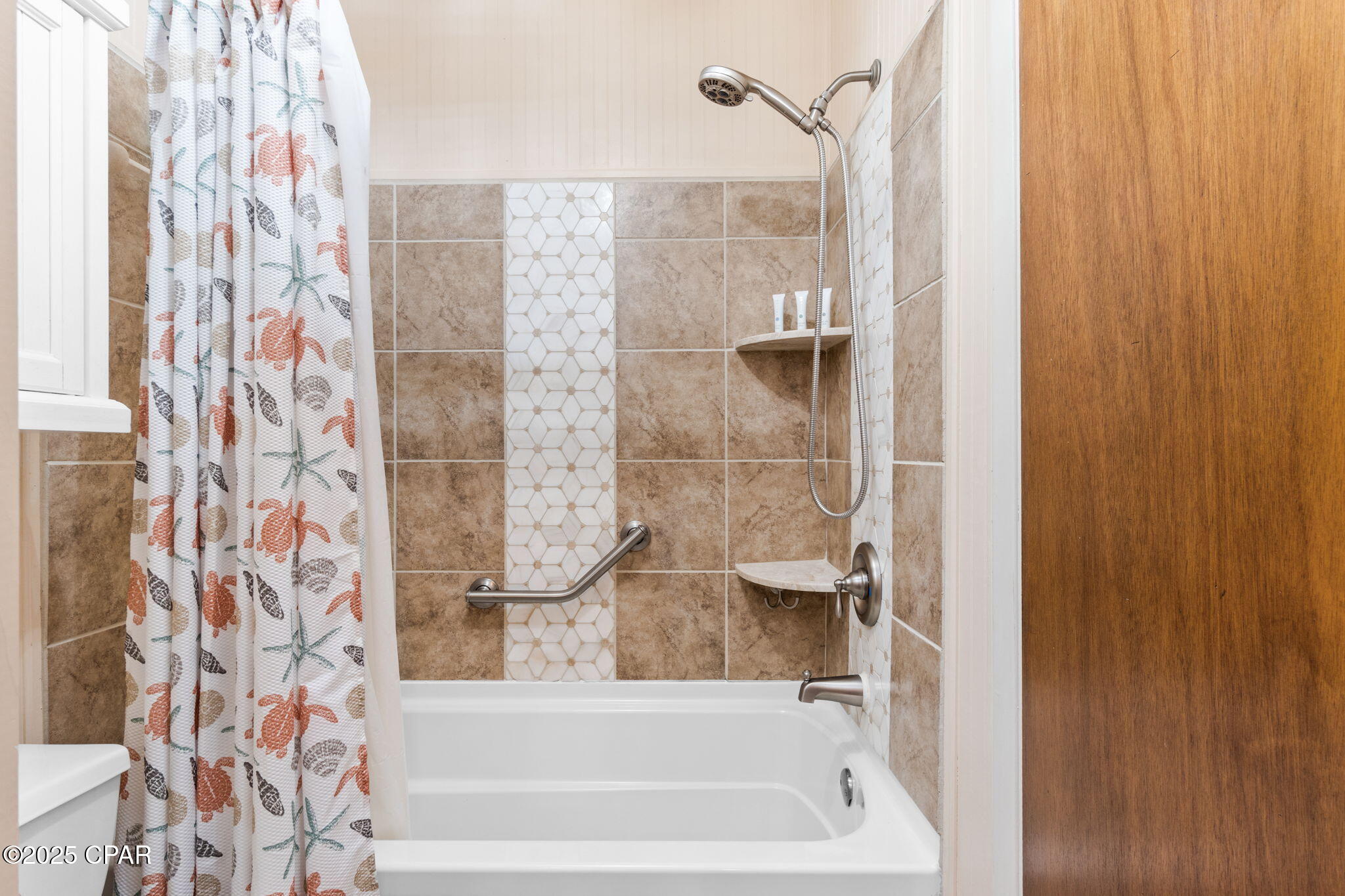 Image 28 For 627 Laurel Street