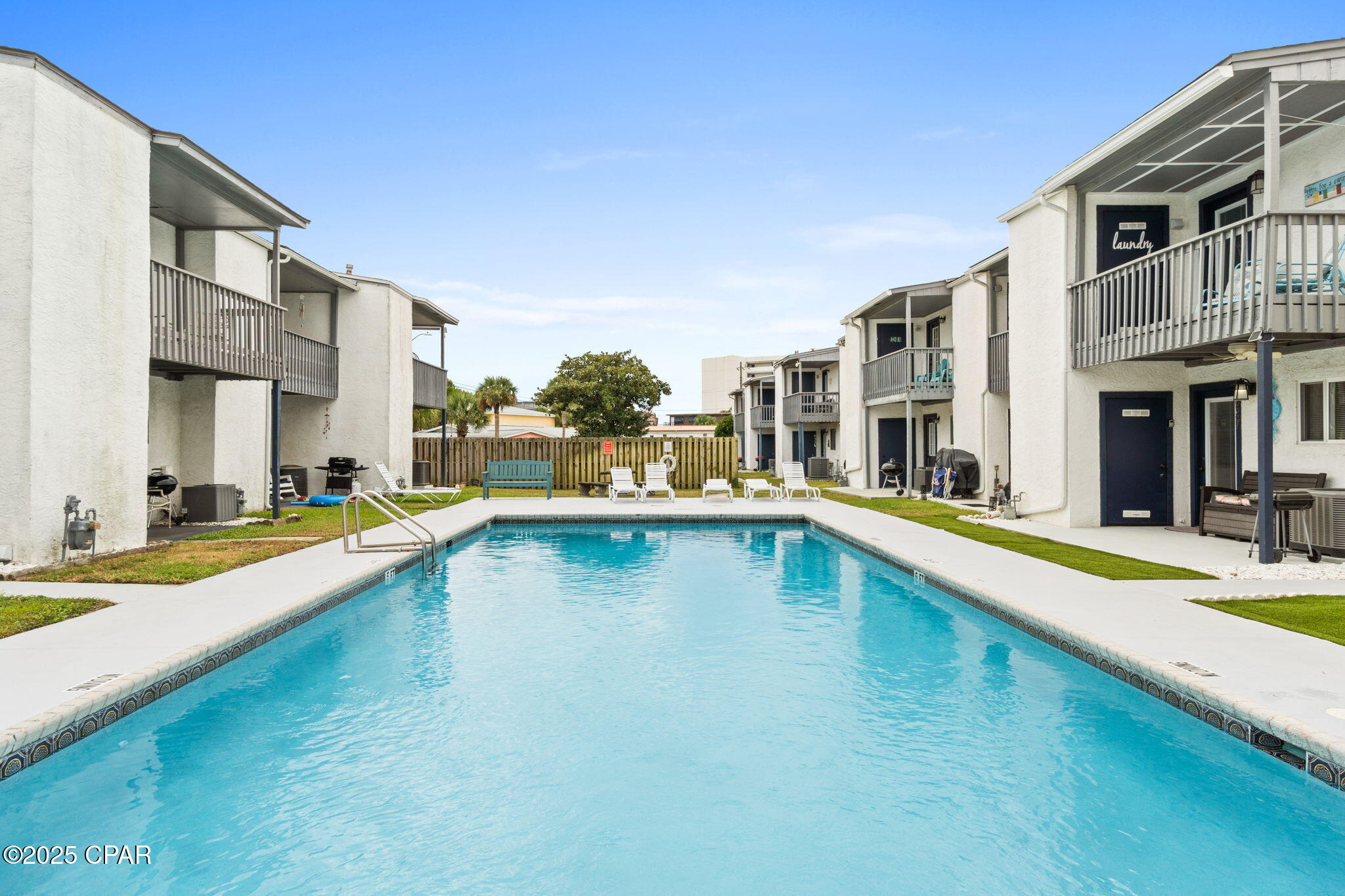 Image 34 For 627 Laurel Street