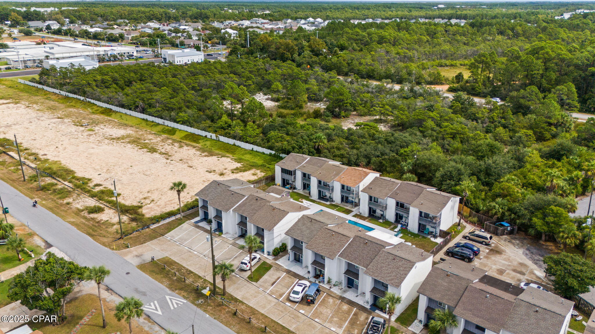 Image 42 For 627 Laurel Street