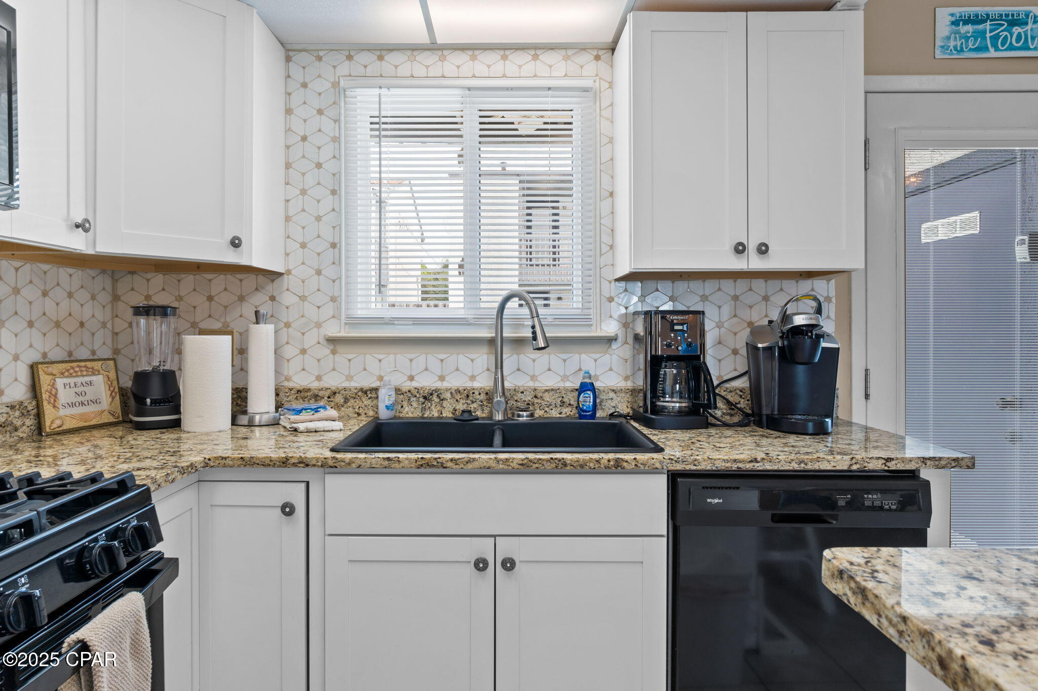 Image 5 For 627 Laurel Street