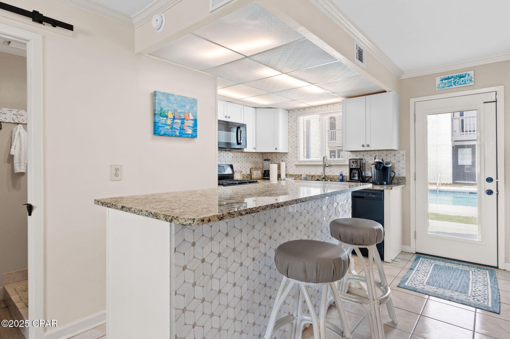 Image 6 For 627 Laurel Street