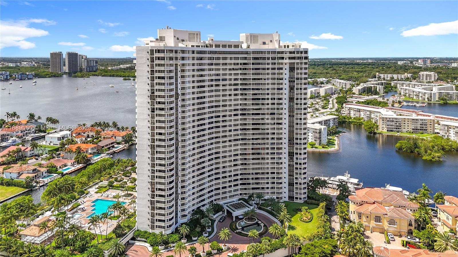 Condo for Rent in Aventura, FL