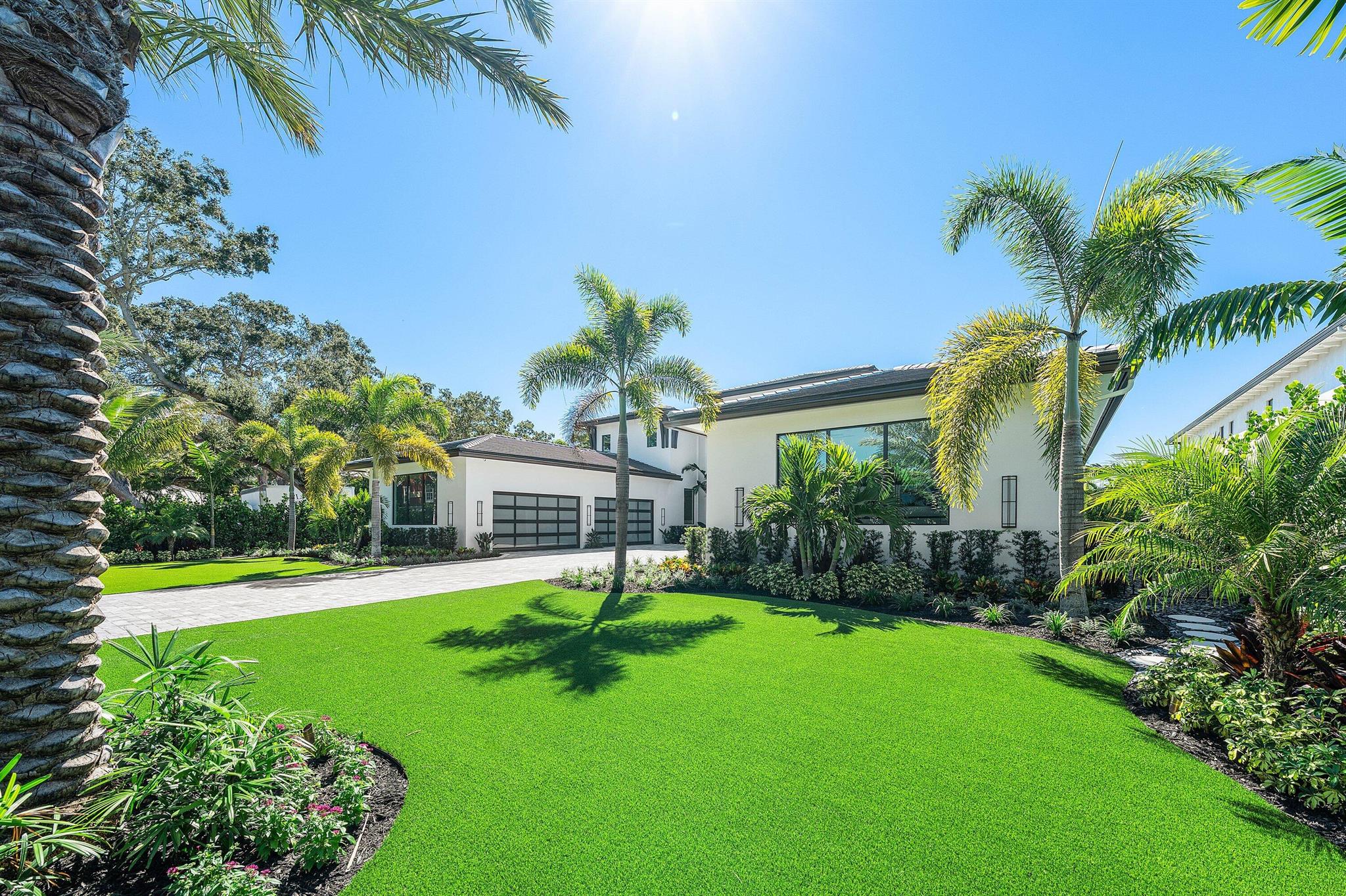 Image to showcase the property located at 88 W Riverside Drive