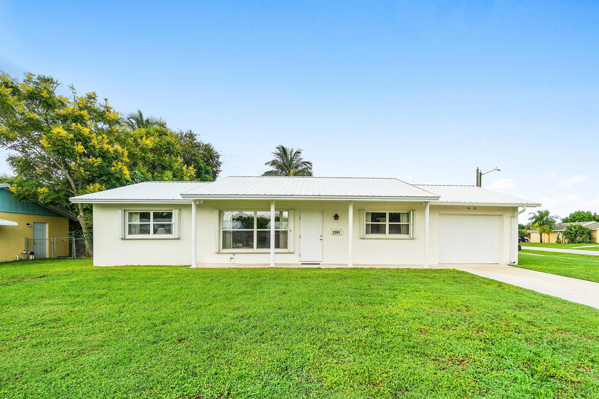 Palm Beach Cabana Colony