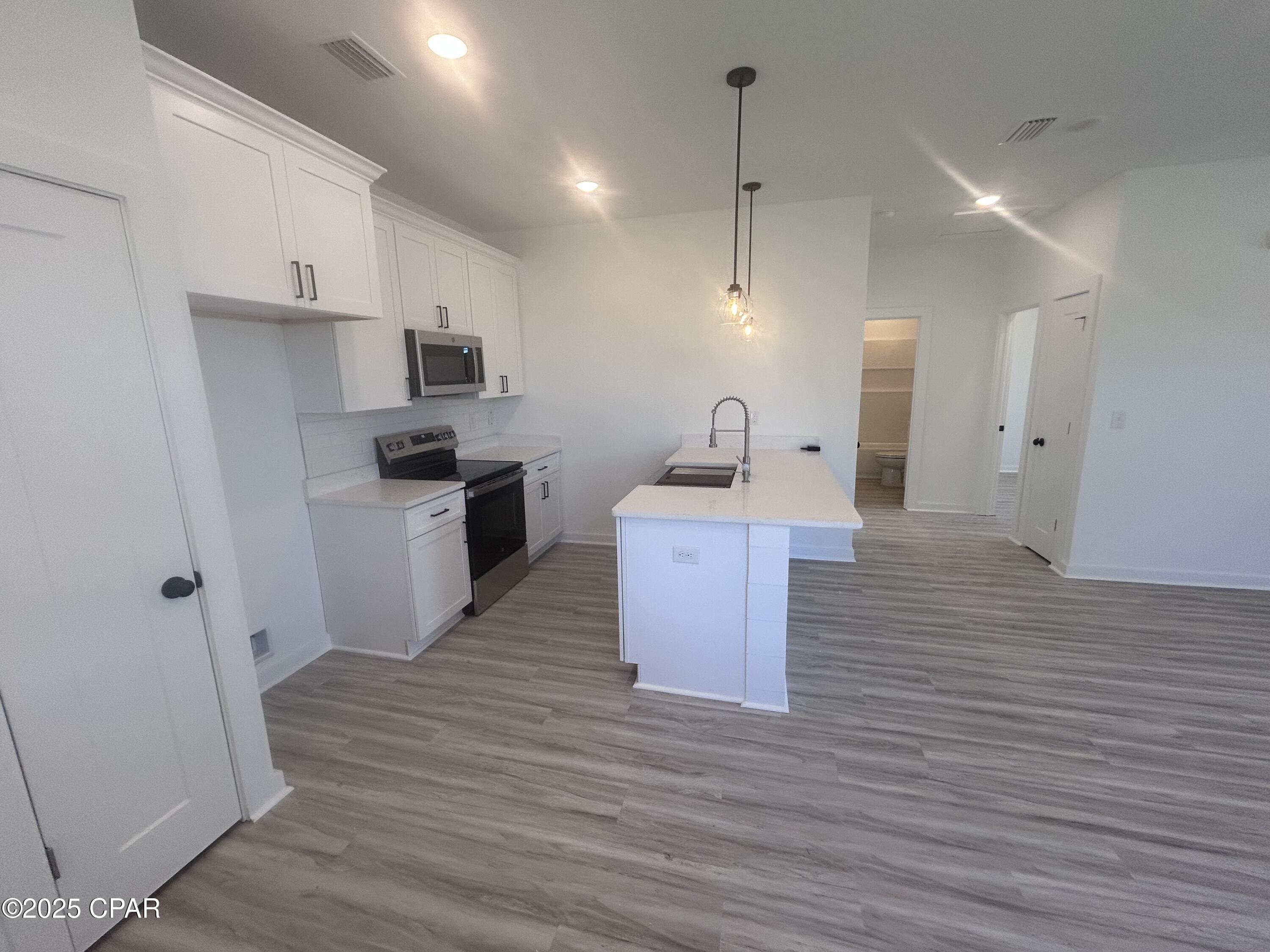 Image 17 For 2212 8th Street