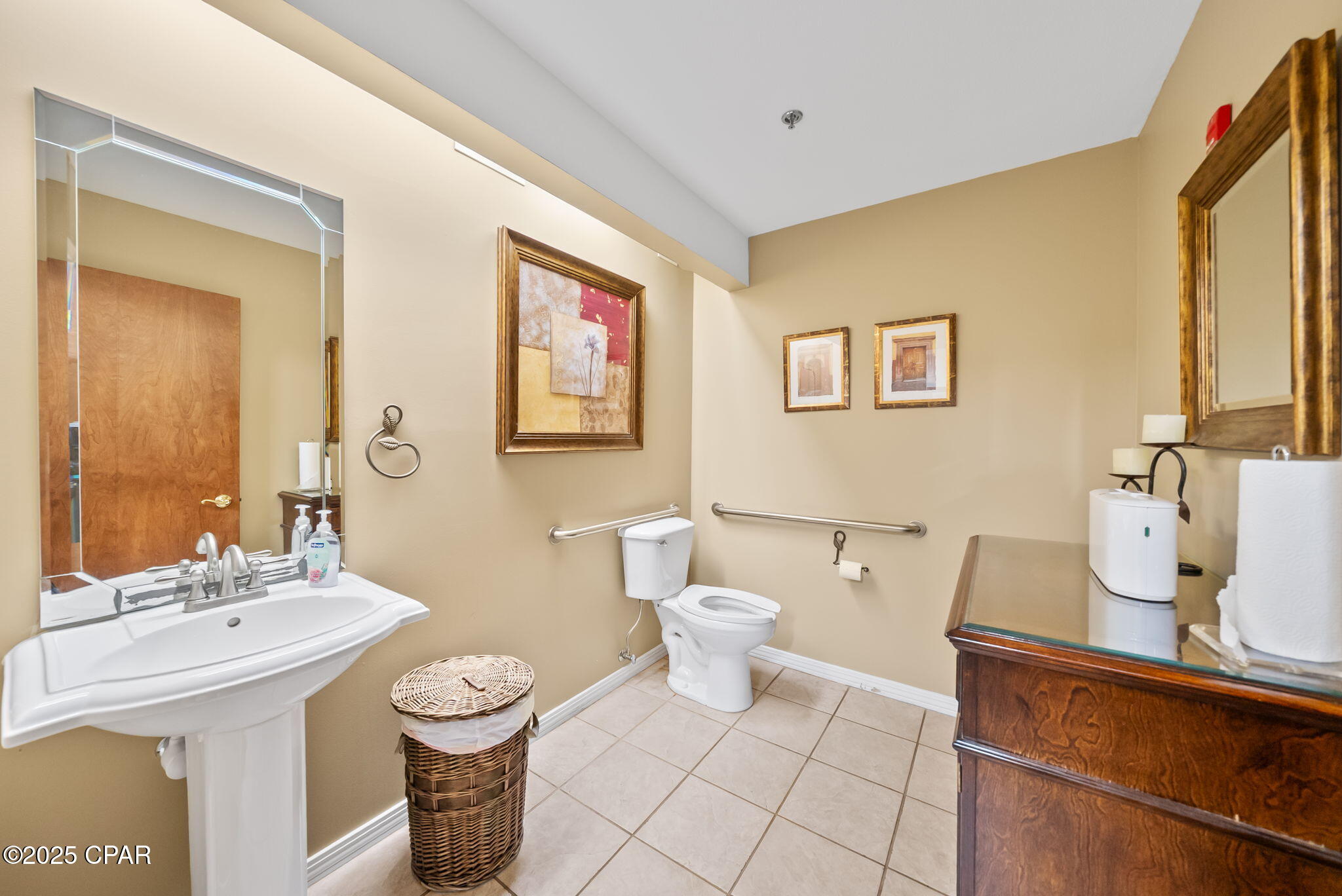 Image 21 For 455 Harrison Avenue C