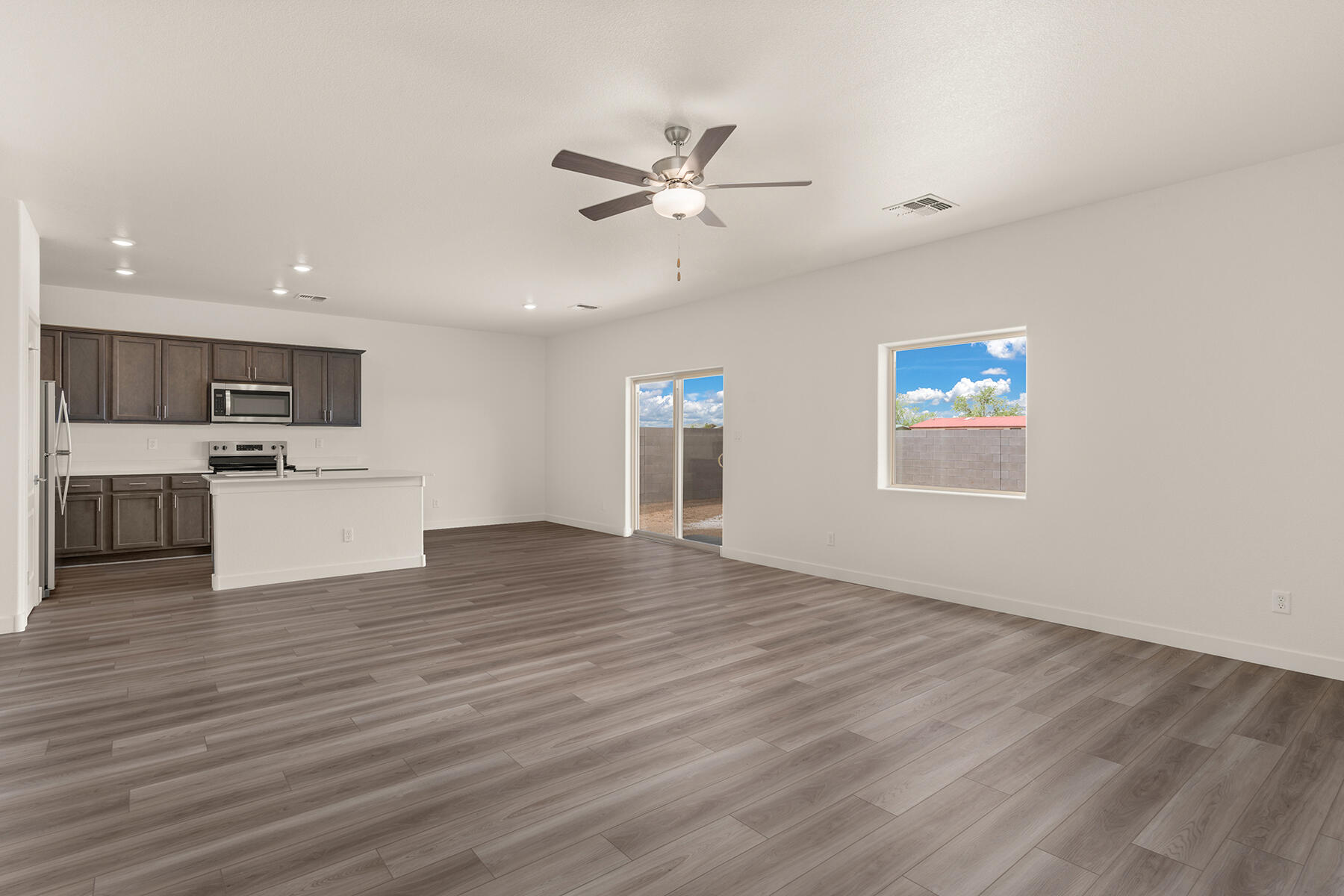 Homes for sale in Belen, NM | 807 Calle De Las Rosas, Belen, NM 87002 | MLS# 1092300