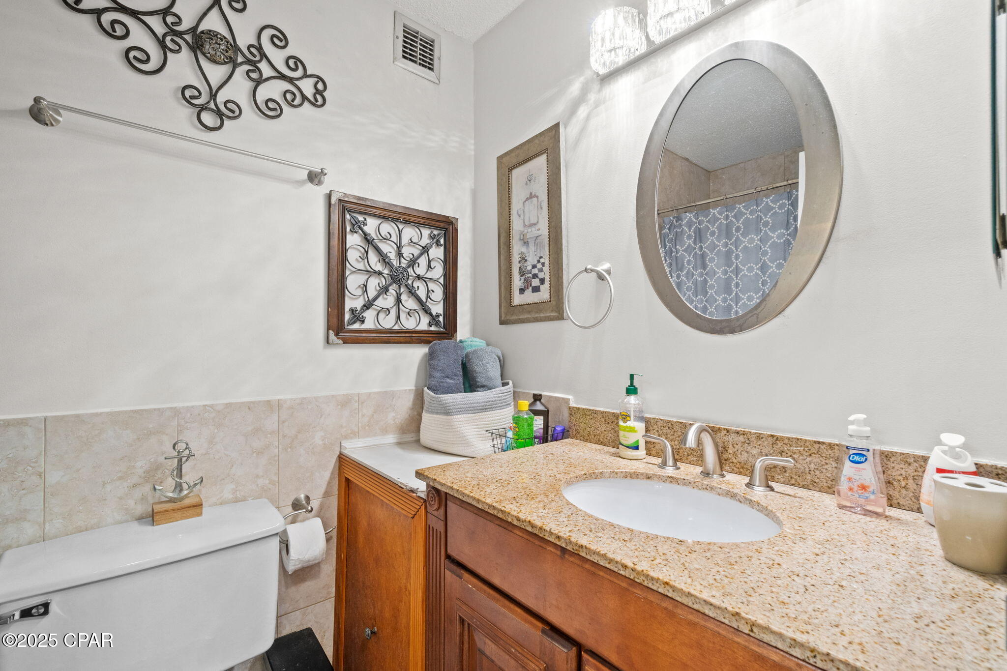 Image 15 For 8817 Thomas Drive A618