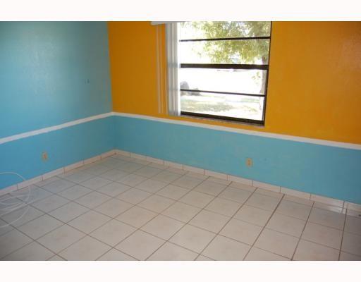 Homes for sale in North Lauderdale, FL | 901 Sw 78Th Ave, North Lauderdale, FL 33068 | MLS# F10528363