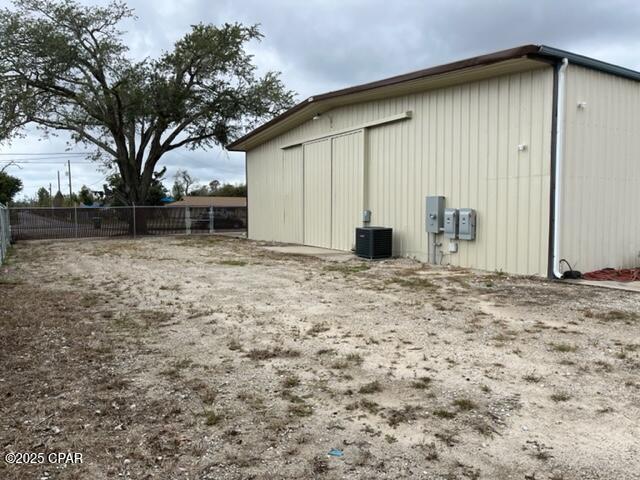 Image 13 For 1108 School Avenue