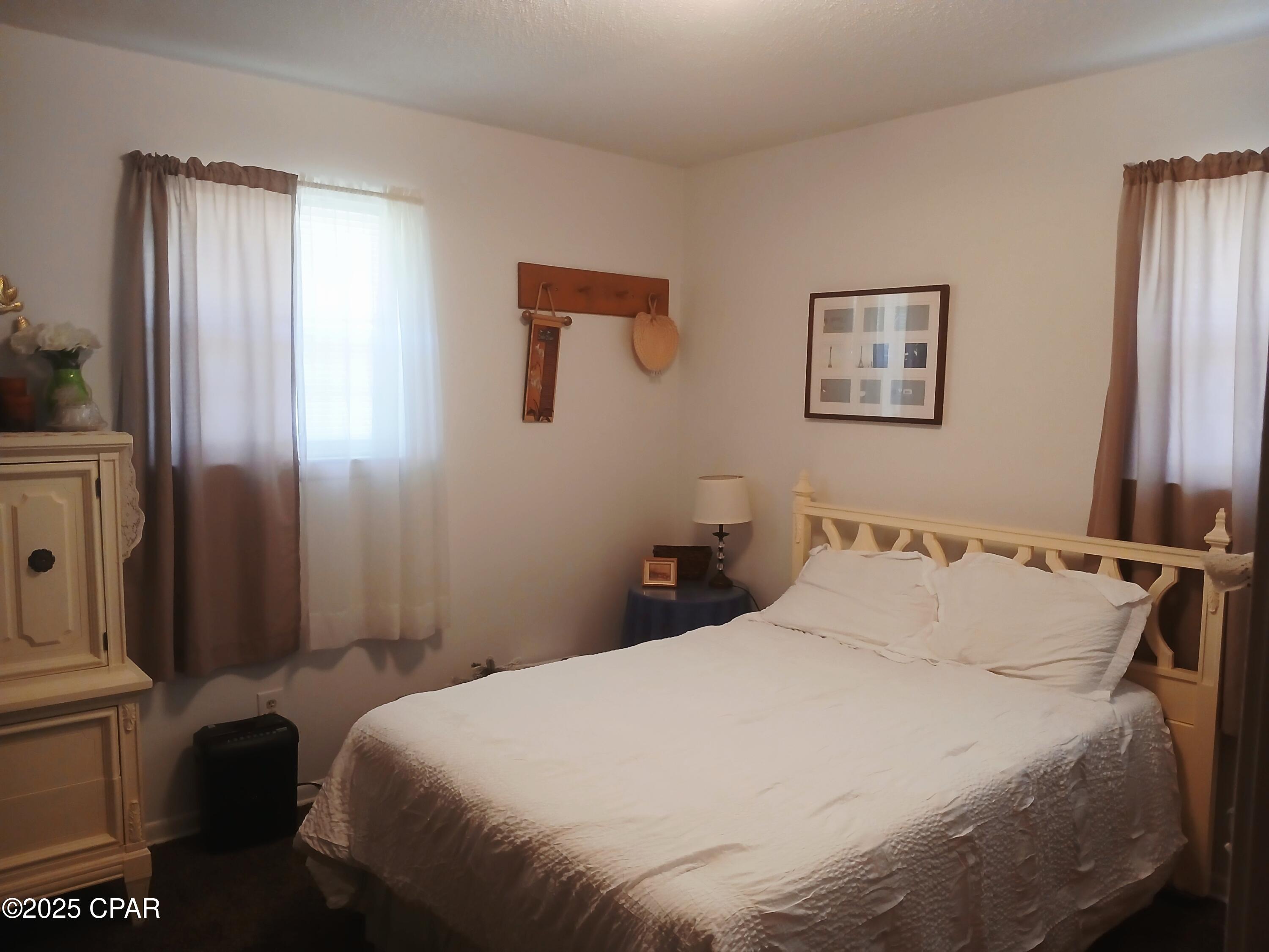 Image 13 For 2080 Gorrie Avenue