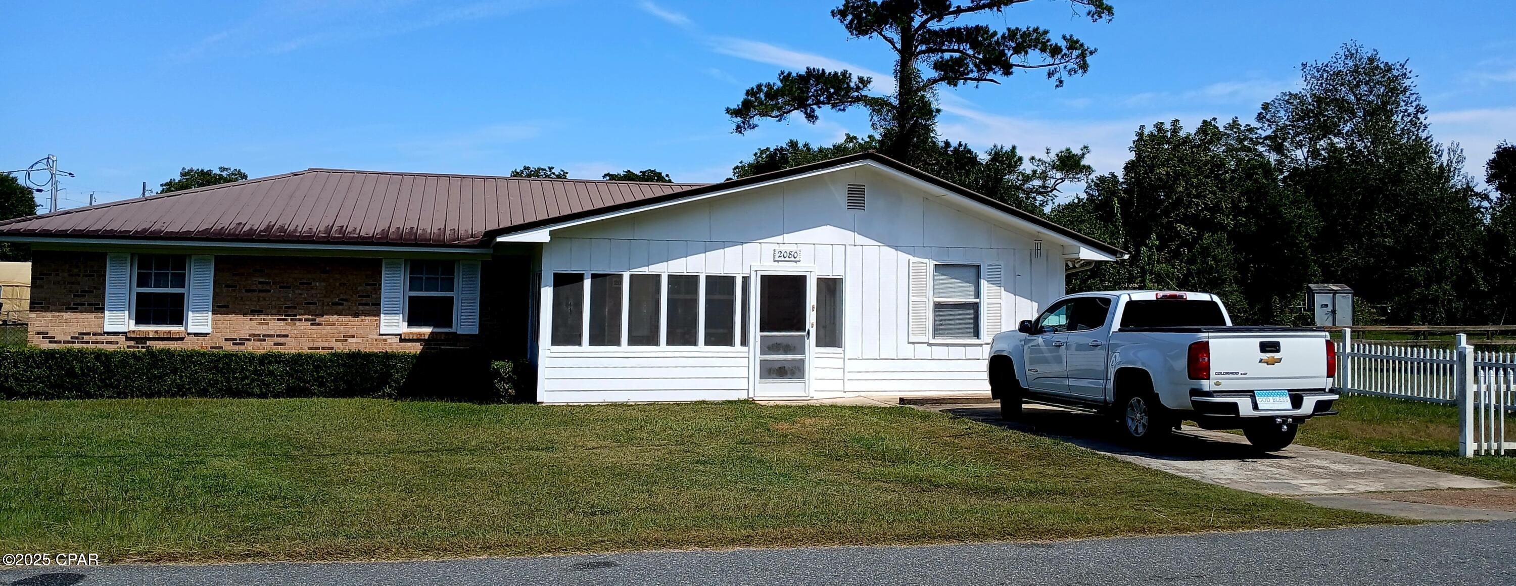 Image 2 For 2080 Gorrie Avenue