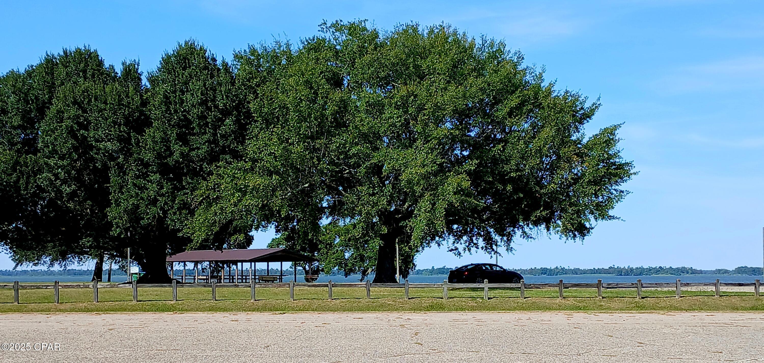 Image 40 For 2080 Gorrie Avenue