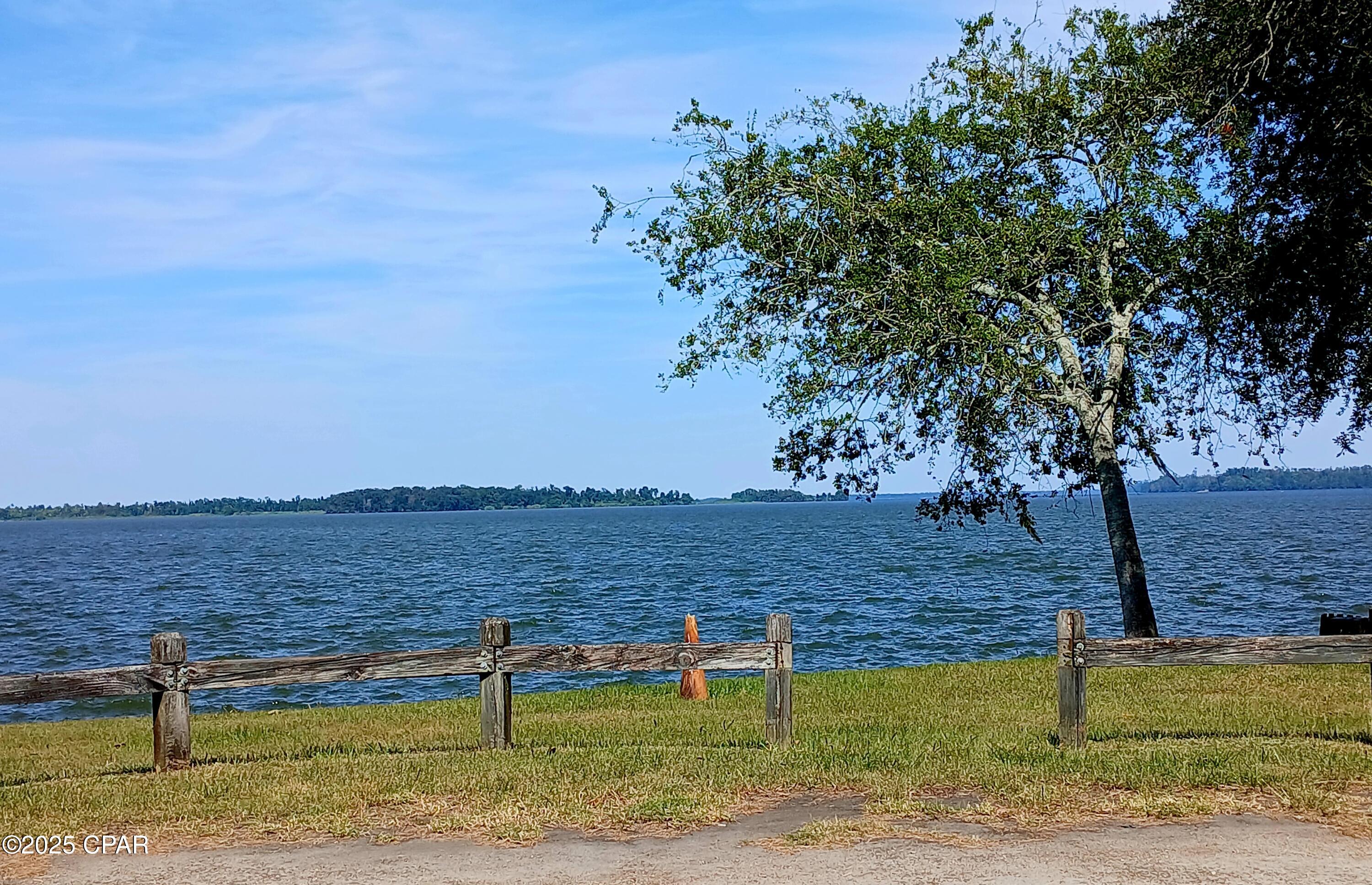 Image 42 For 2080 Gorrie Avenue