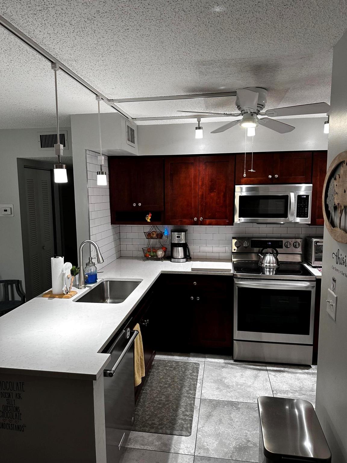 International Club Condo