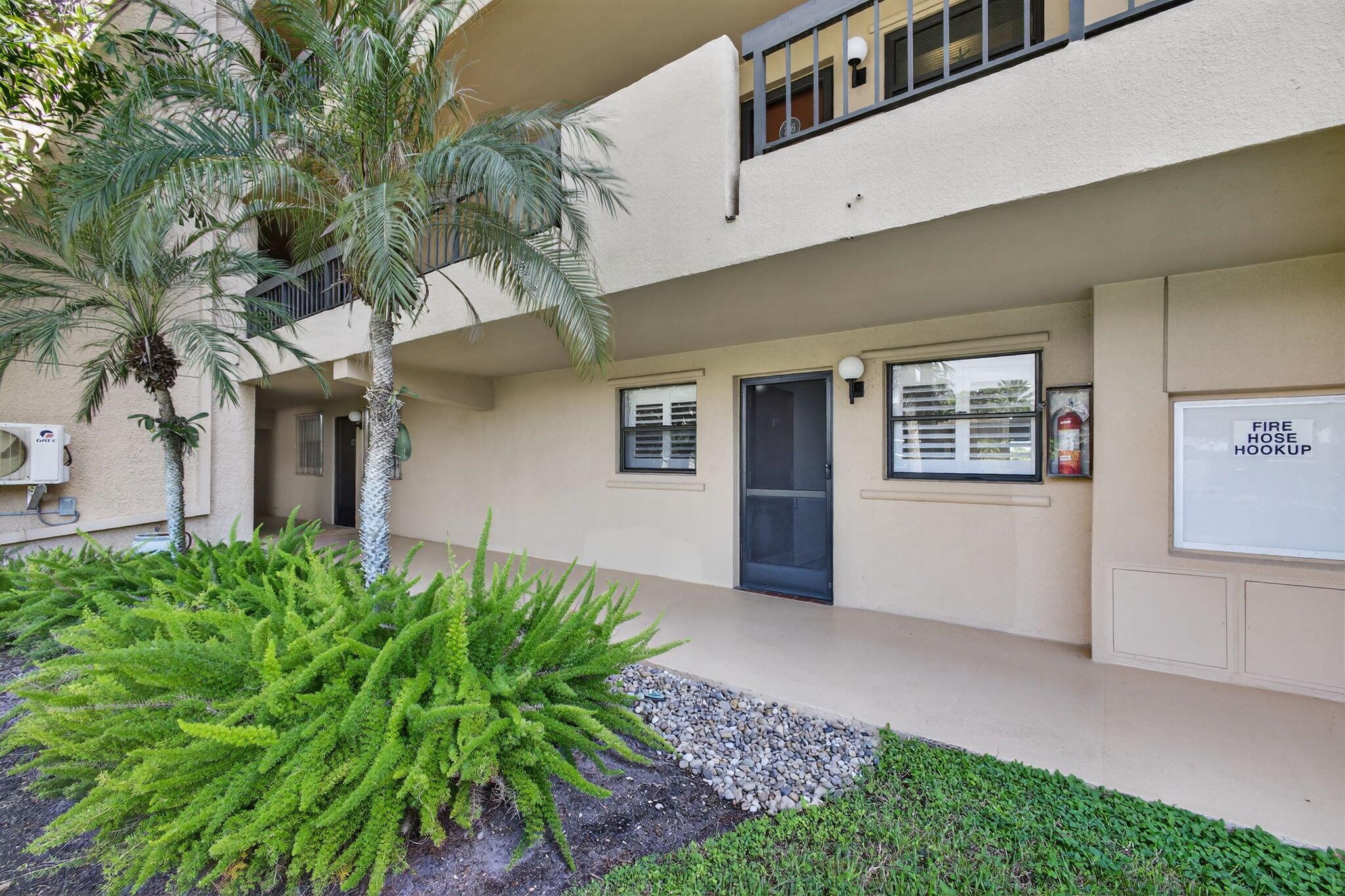 Homes for sale in North Palm Beach, FL | 1030 Us Hwy 1 #105, North Palm Beach, FL 33408 | MLS# R11129075