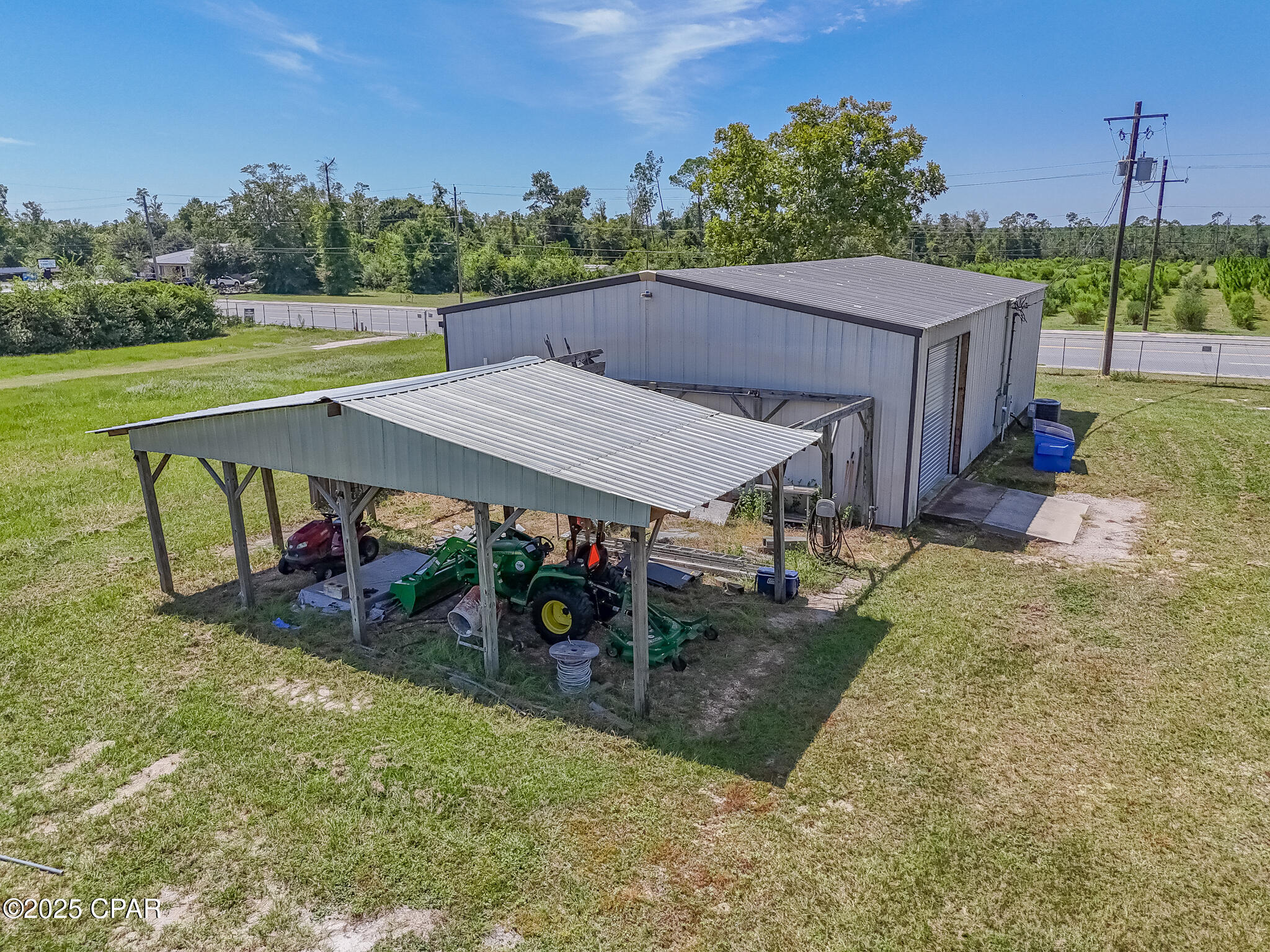 Listing photo id 18 for 12516 Highway 231