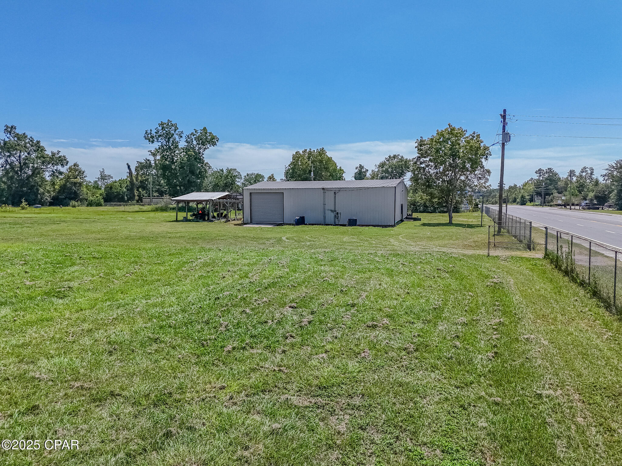 Listing photo id 19 for 12516 Highway 231