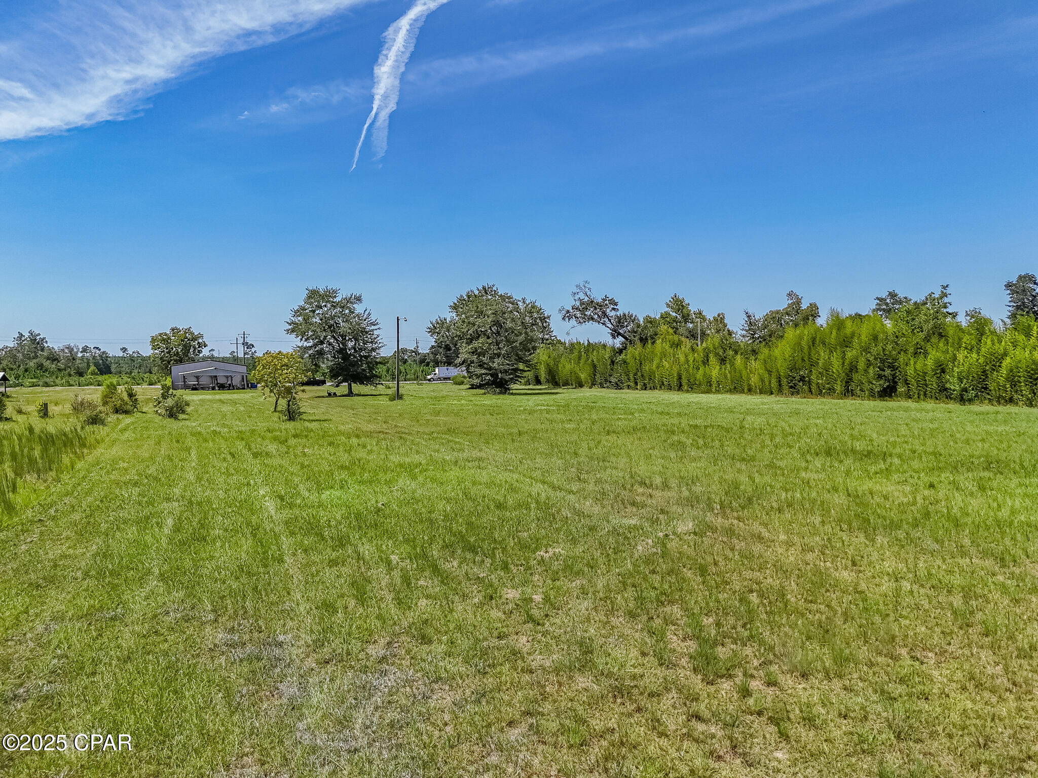 Listing photo id 20 for 12516 Highway 231