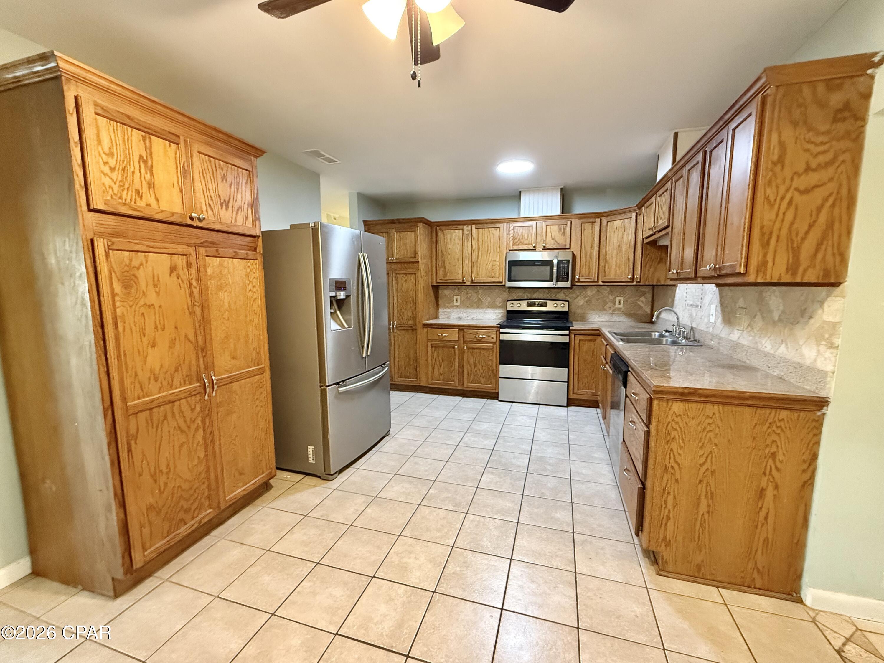 Image 13 For 1418 Iowa Avenue