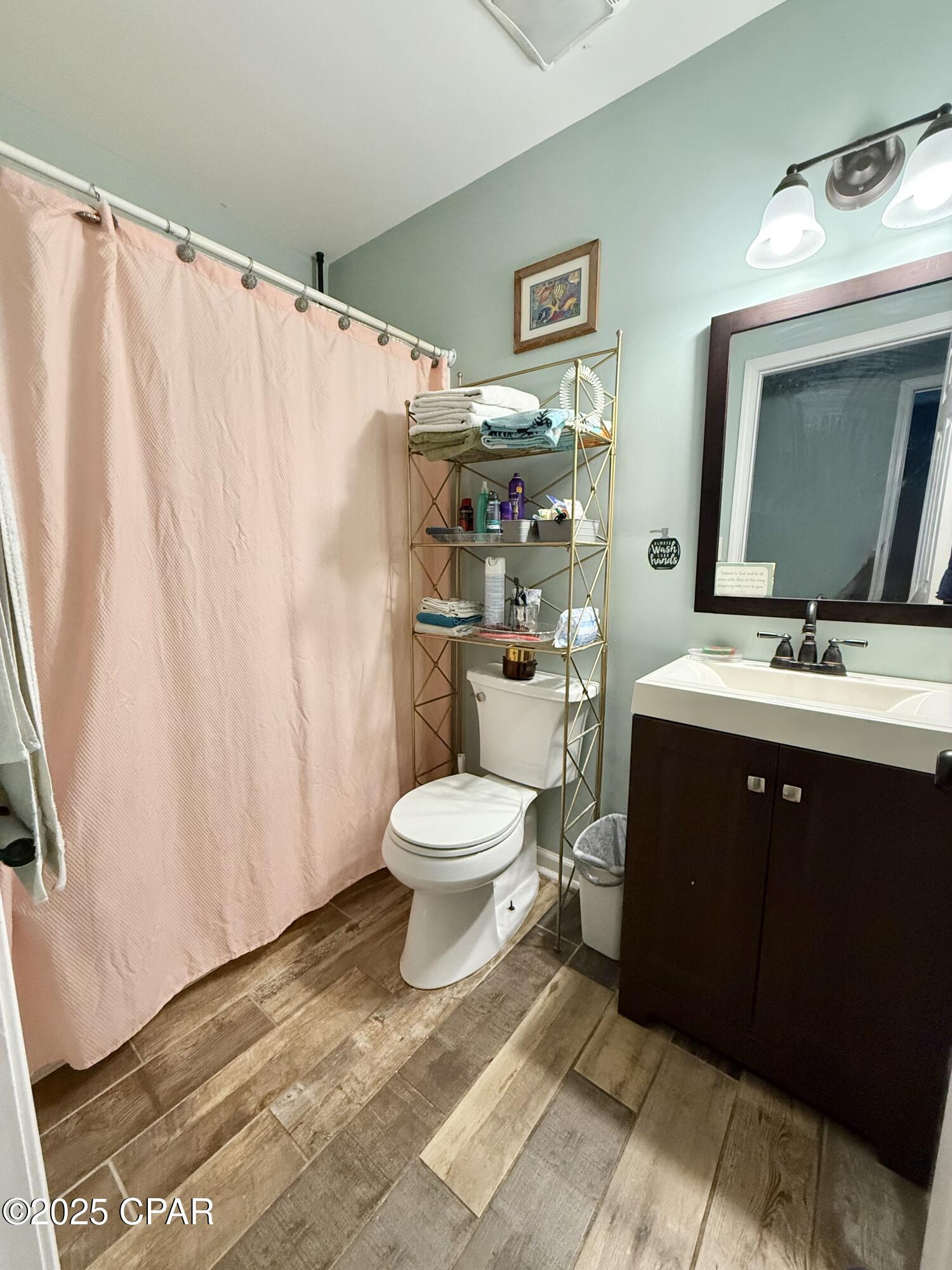 Image 16 For 1418 Iowa Avenue