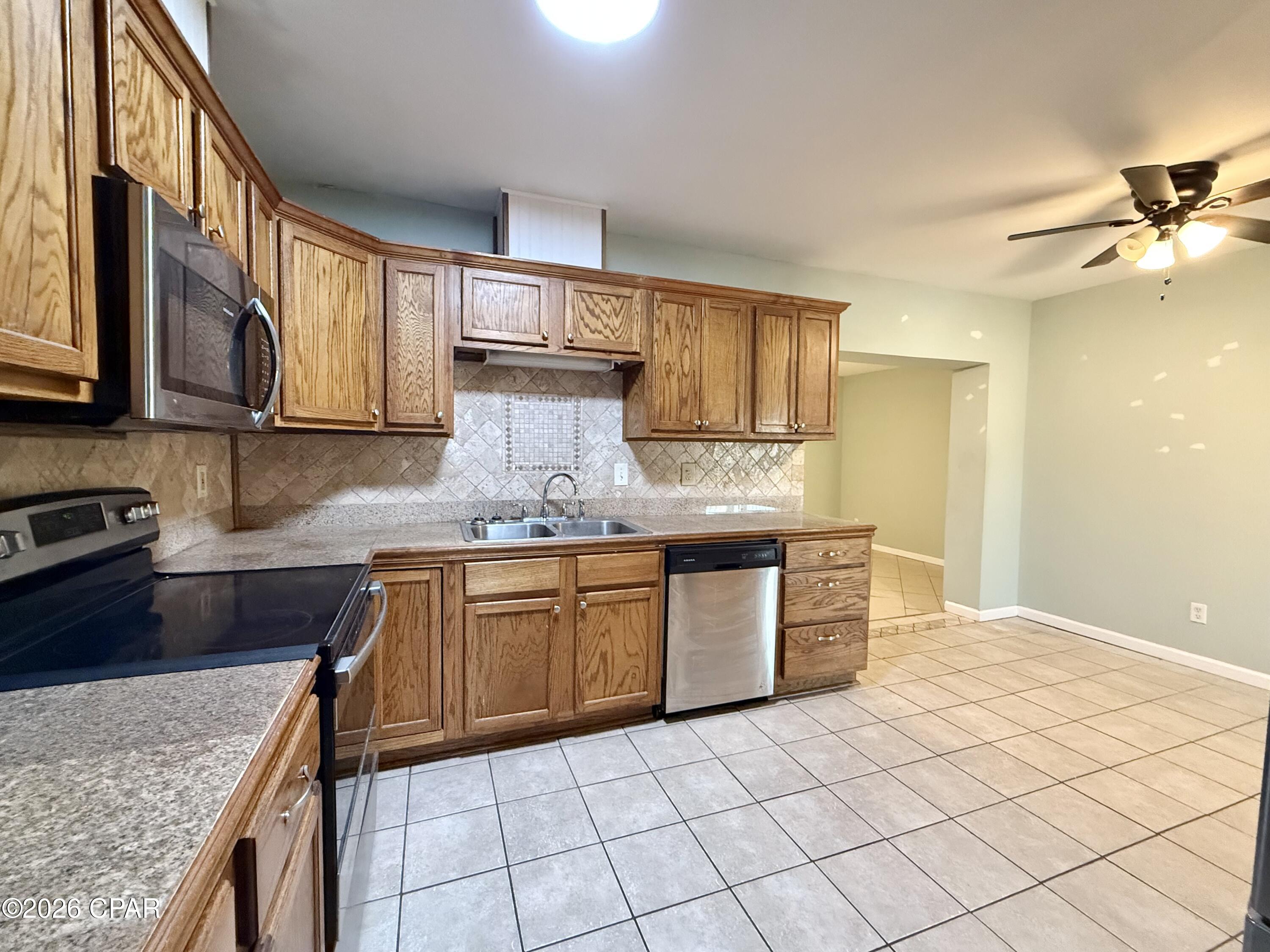 Image 16 For 1418 Iowa Avenue