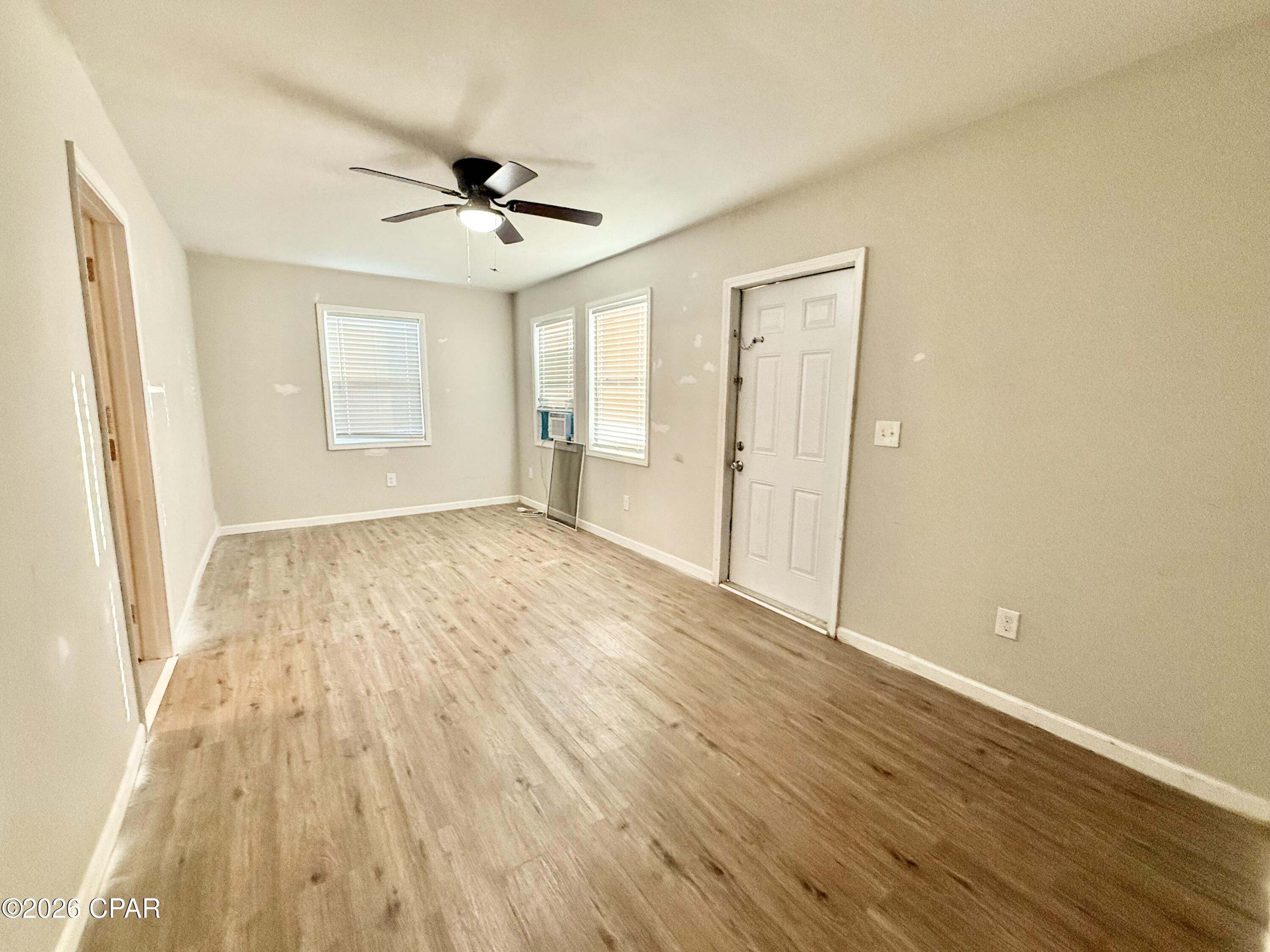 Image 21 For 1418 Iowa Avenue