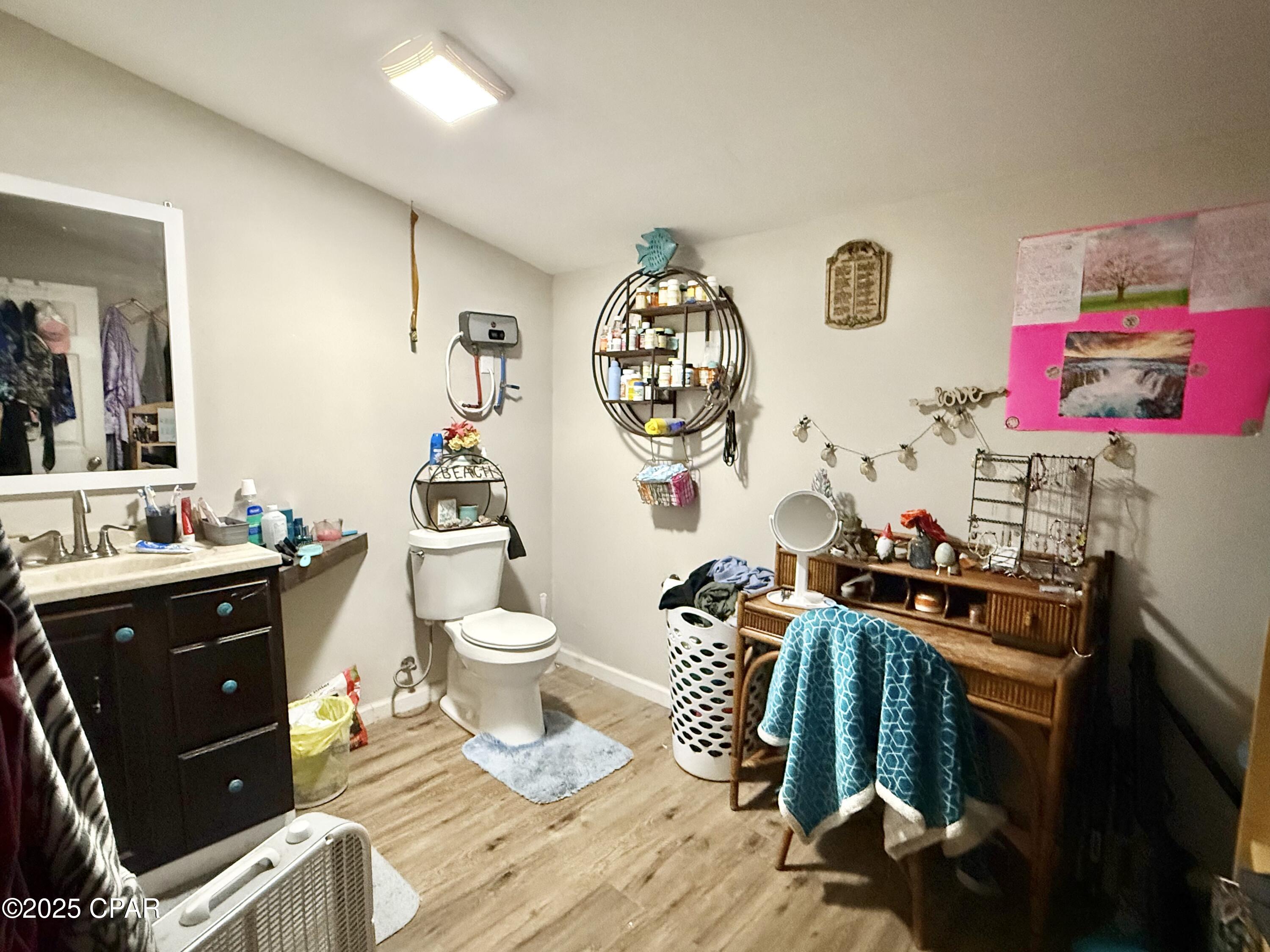 Image 32 For 1418 Iowa Avenue