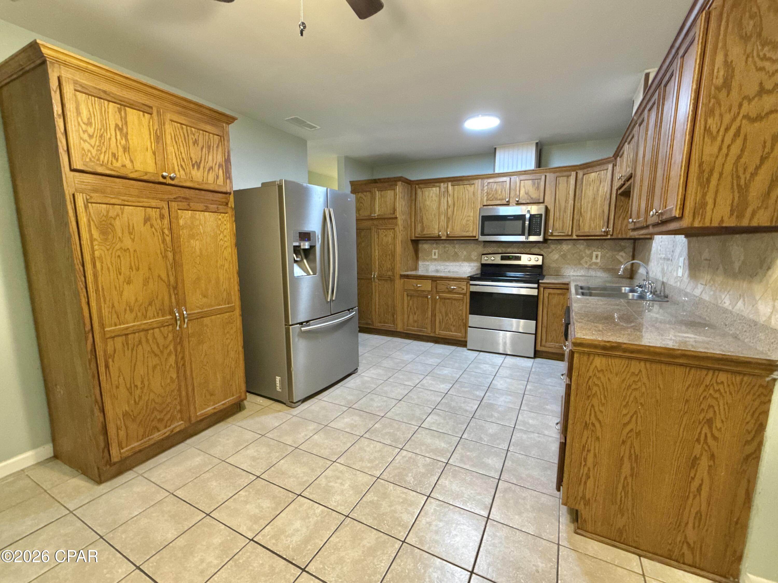 Image 6 For 1418 Iowa Avenue