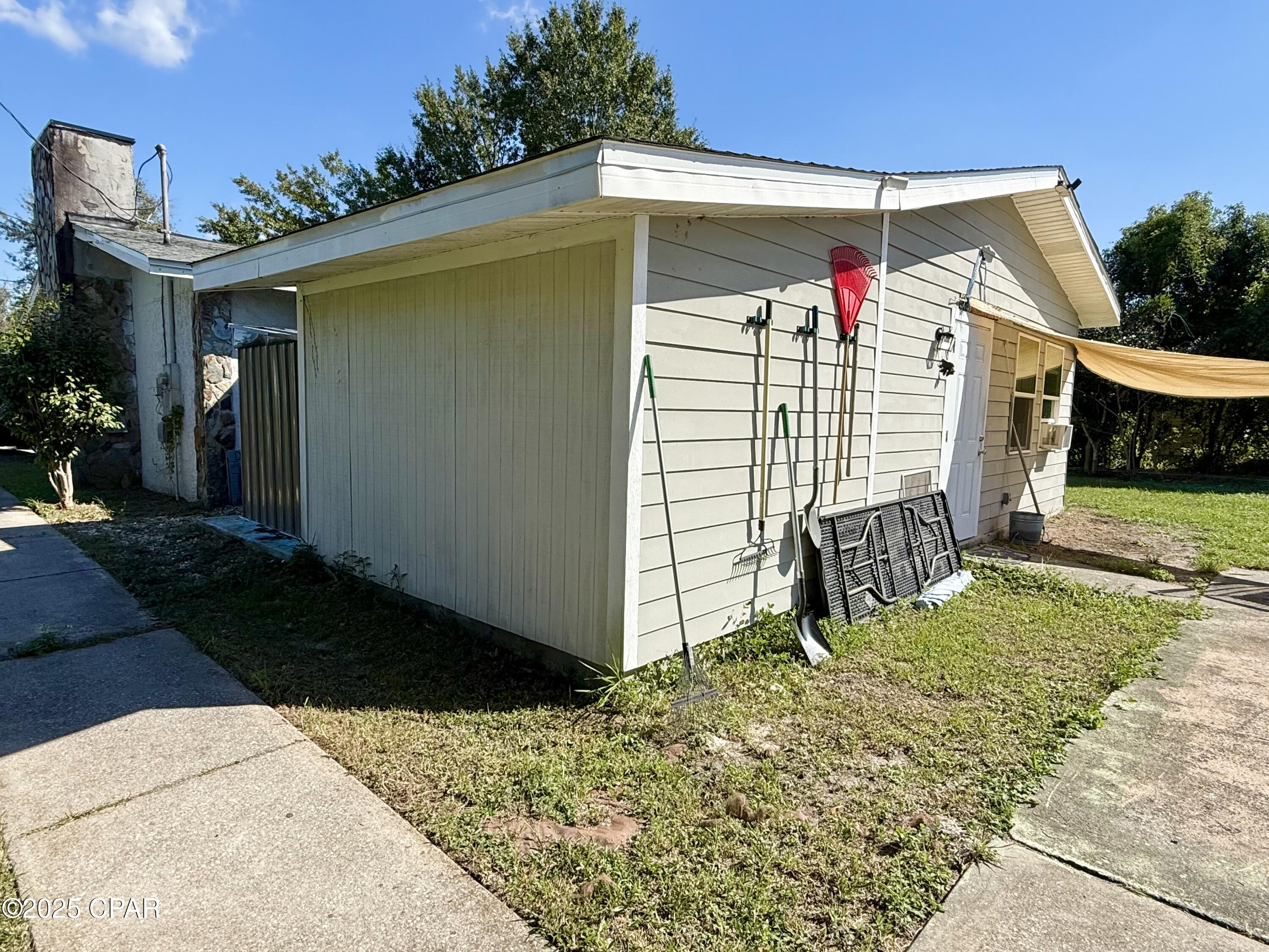 Image 8 For 1418 Iowa Avenue