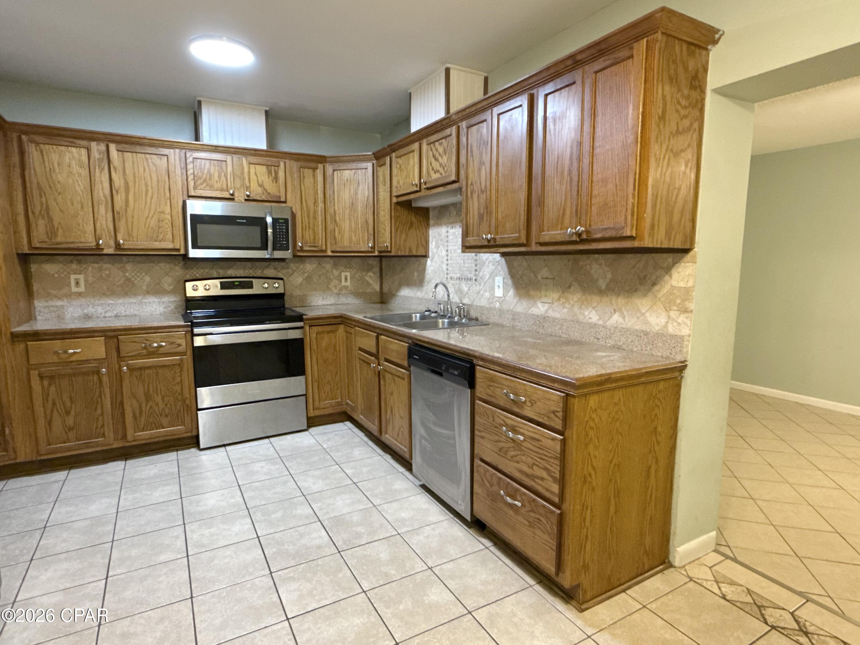 Image 9 For 1418 Iowa Avenue