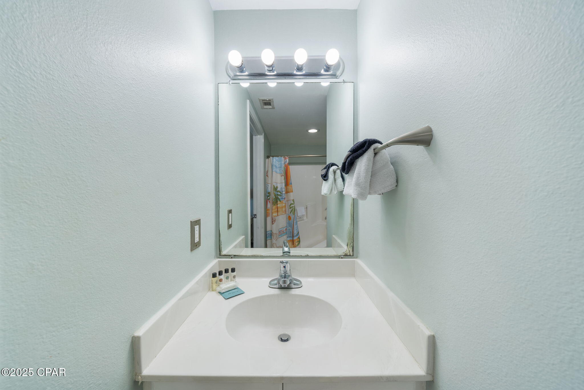 Image 18 For 9900 Thomas Drive 819