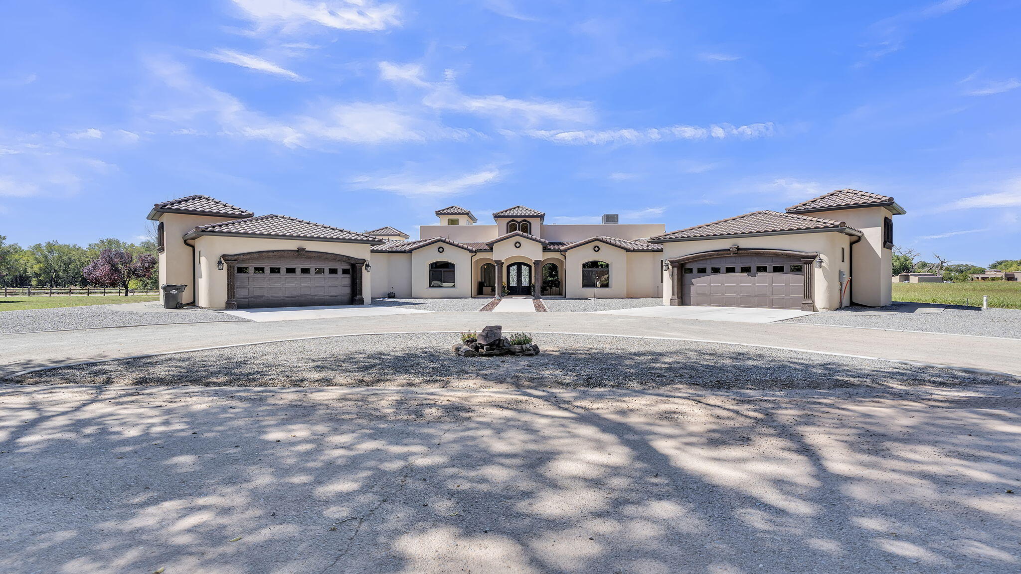 Homes for sale in Peralta, NM | 14 Hacienda Del Valle, Peralta, NM 87042 | MLS# 1092332