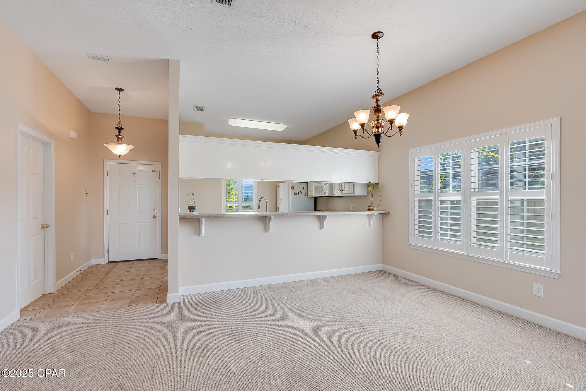 Listing photo id 17 for 3007 Sarasota Avenue