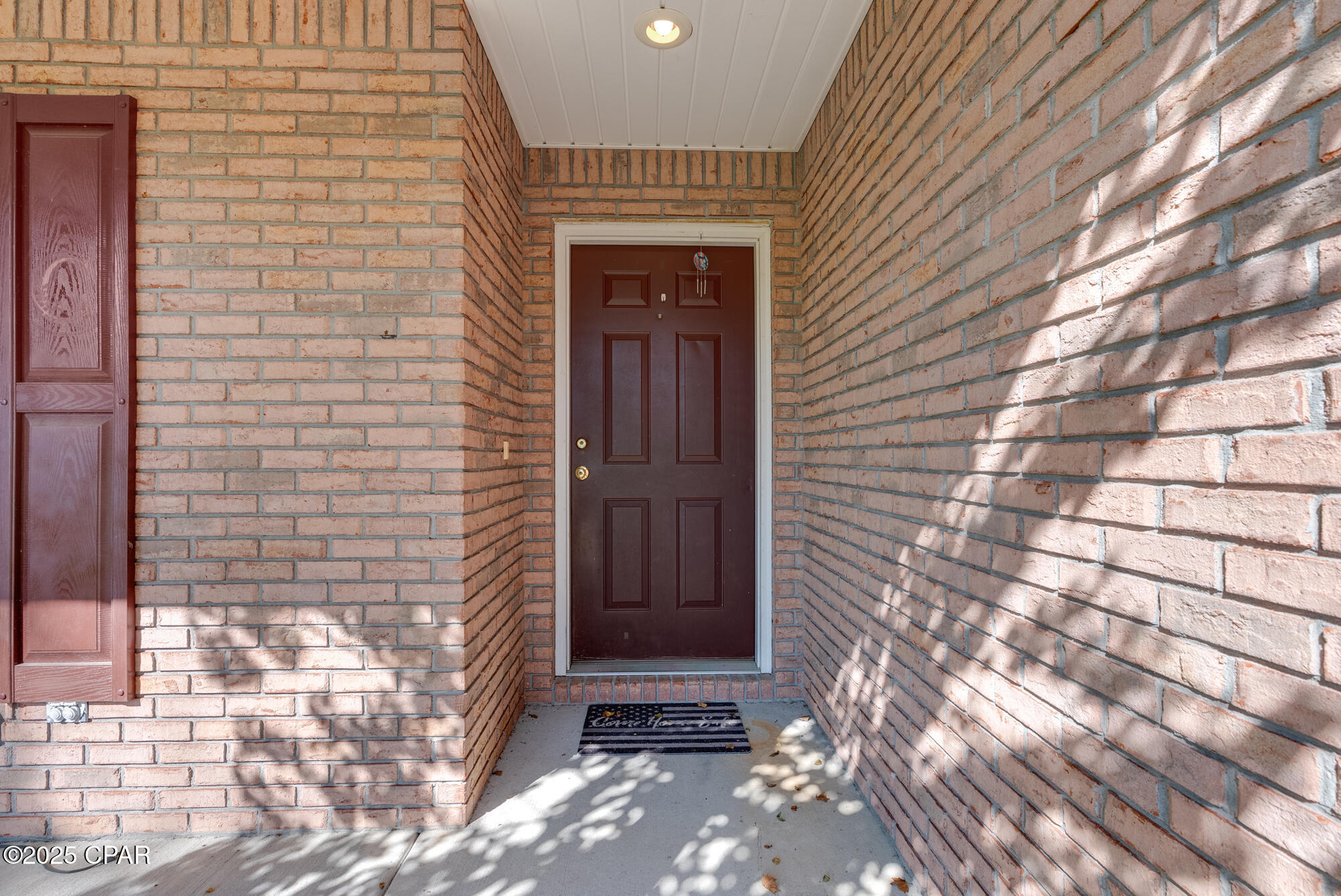 Listing photo id 2 for 3007 Sarasota Avenue