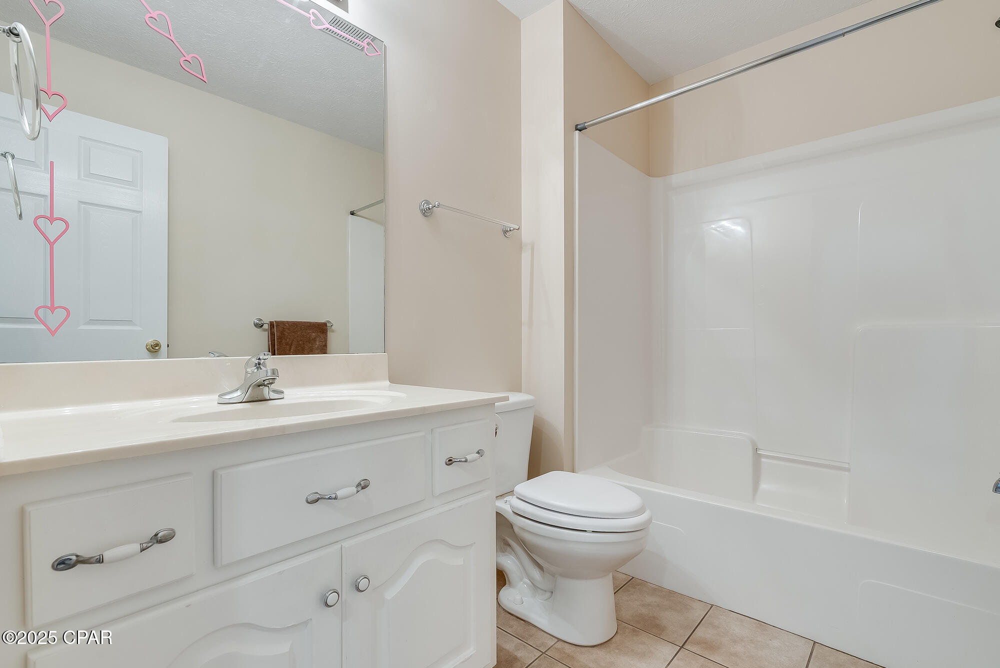 Listing photo id 28 for 3007 Sarasota Avenue