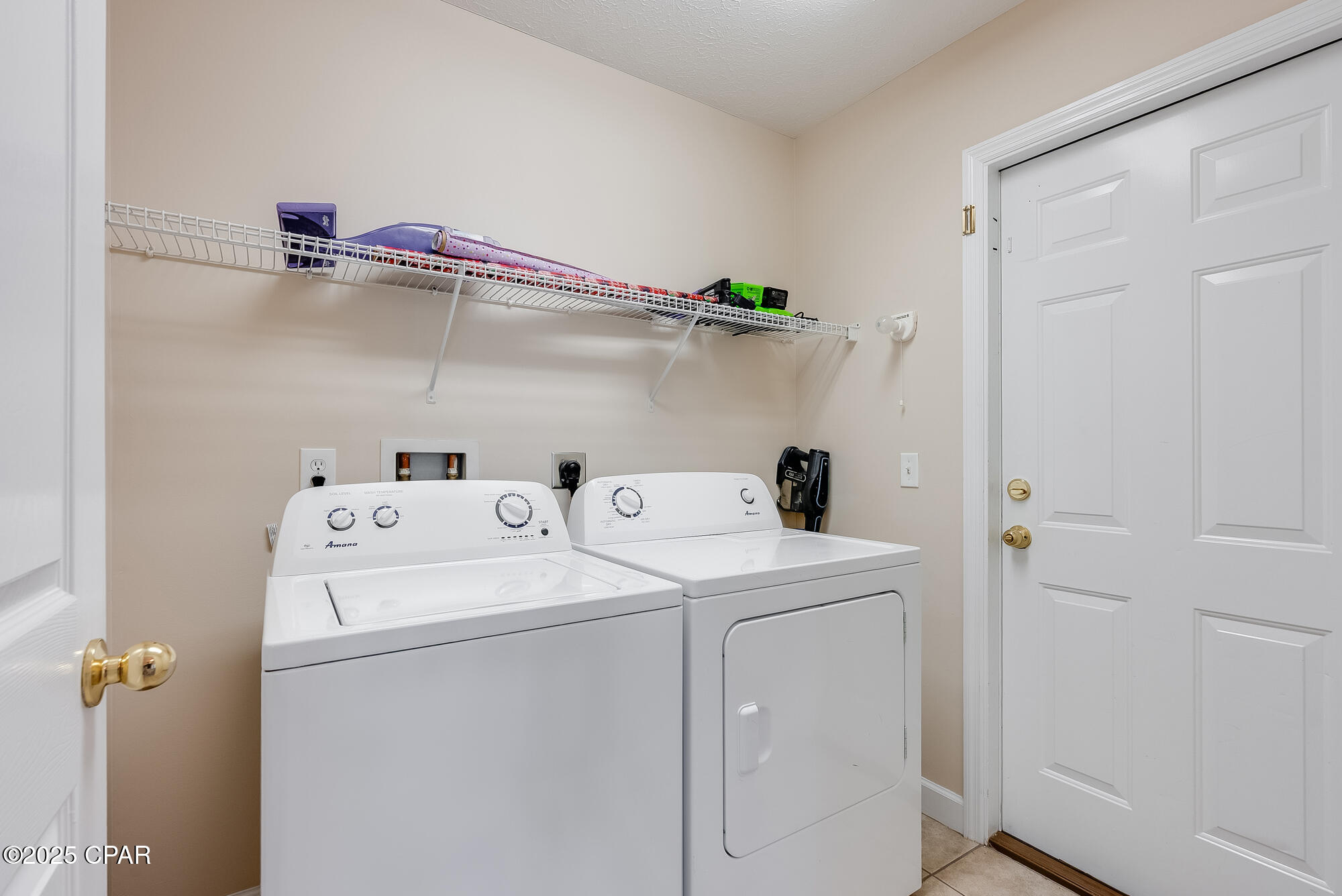 Listing photo id 34 for 3007 Sarasota Avenue