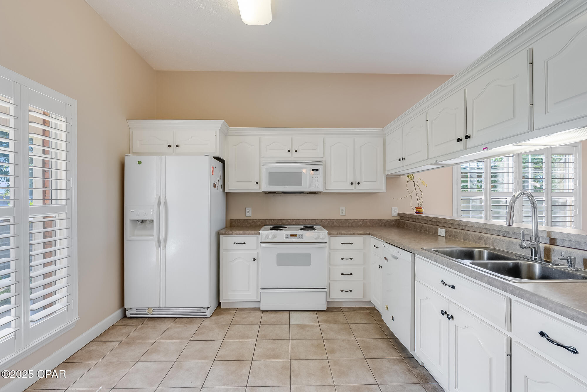 Image 6 For 3007 Sarasota Avenue