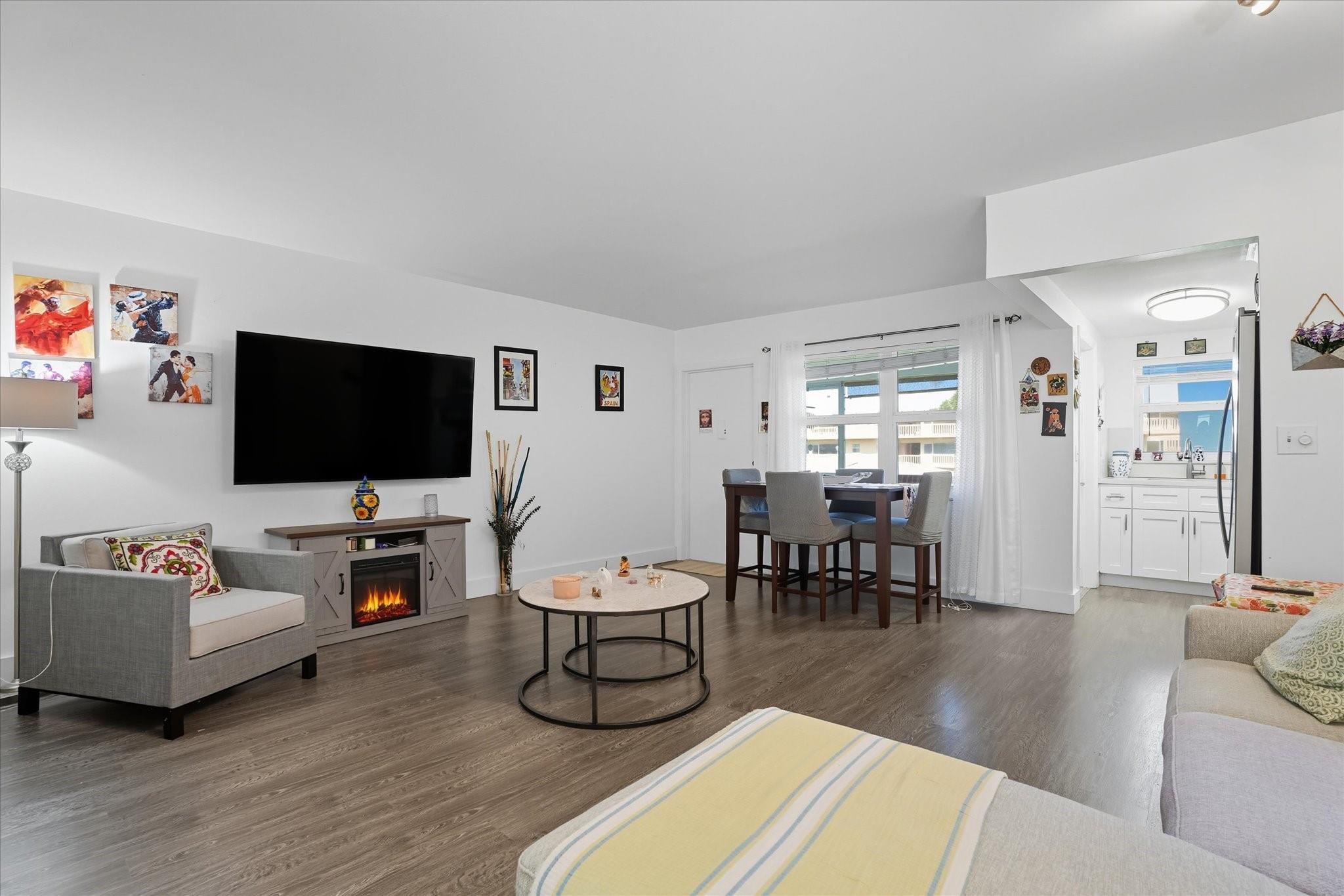 Homes for sale in Hollywood, FL | 5300 Washington St #J214, Hollywood, FL 33021 | MLS# F10529508