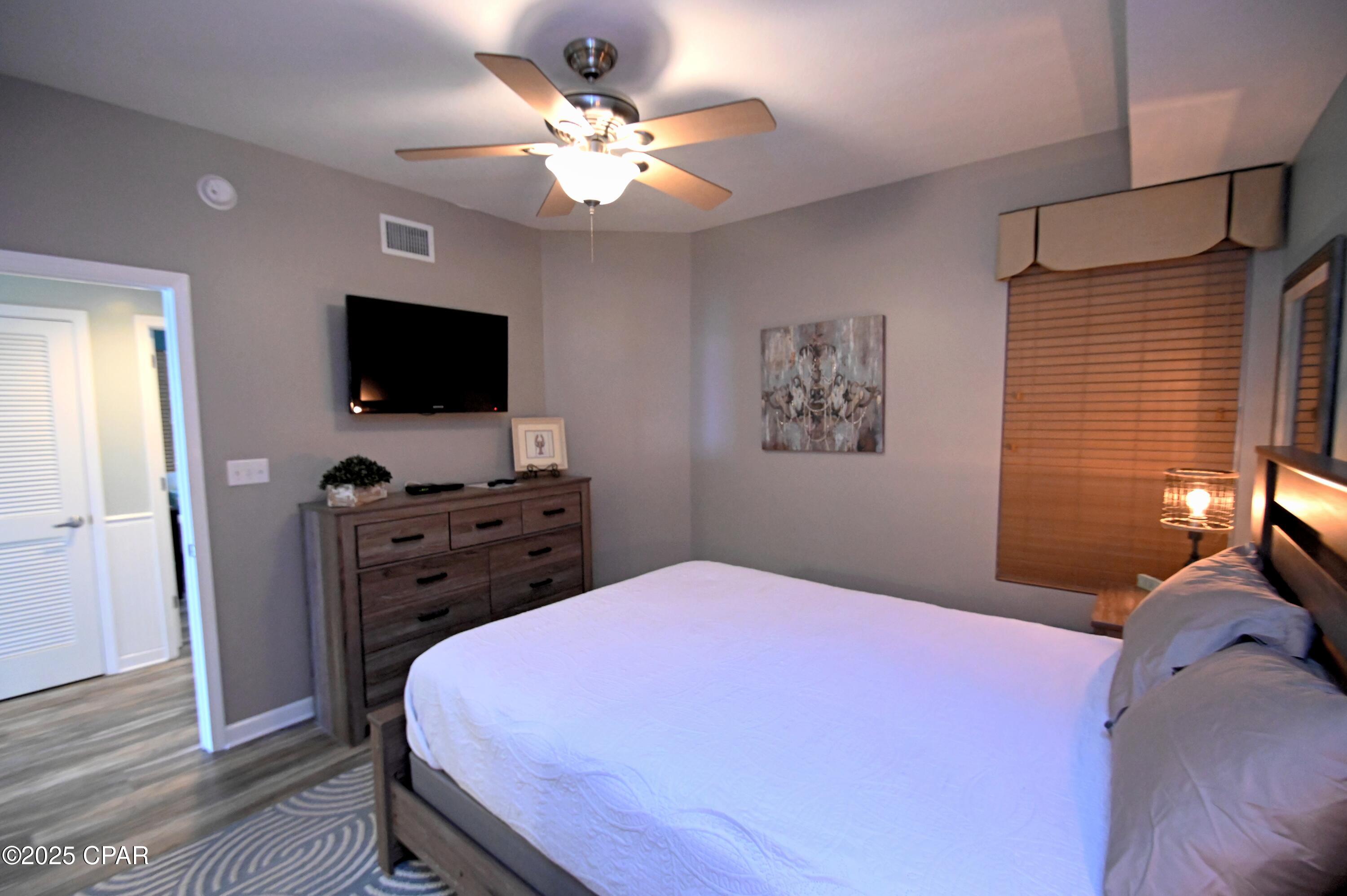 Image 32 For 10719 Front Beach  205