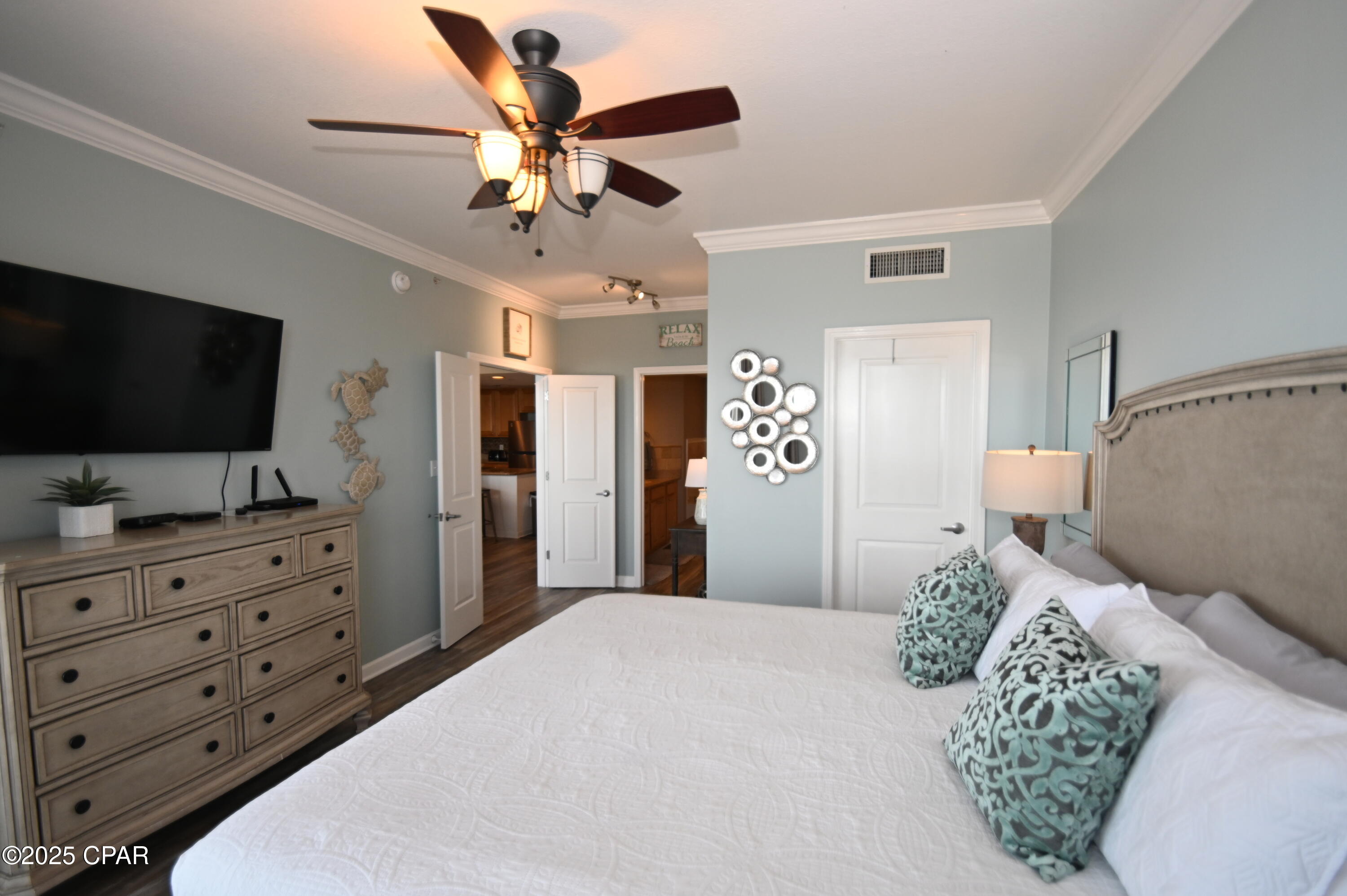 Image 6 For 10719 Front Beach  205