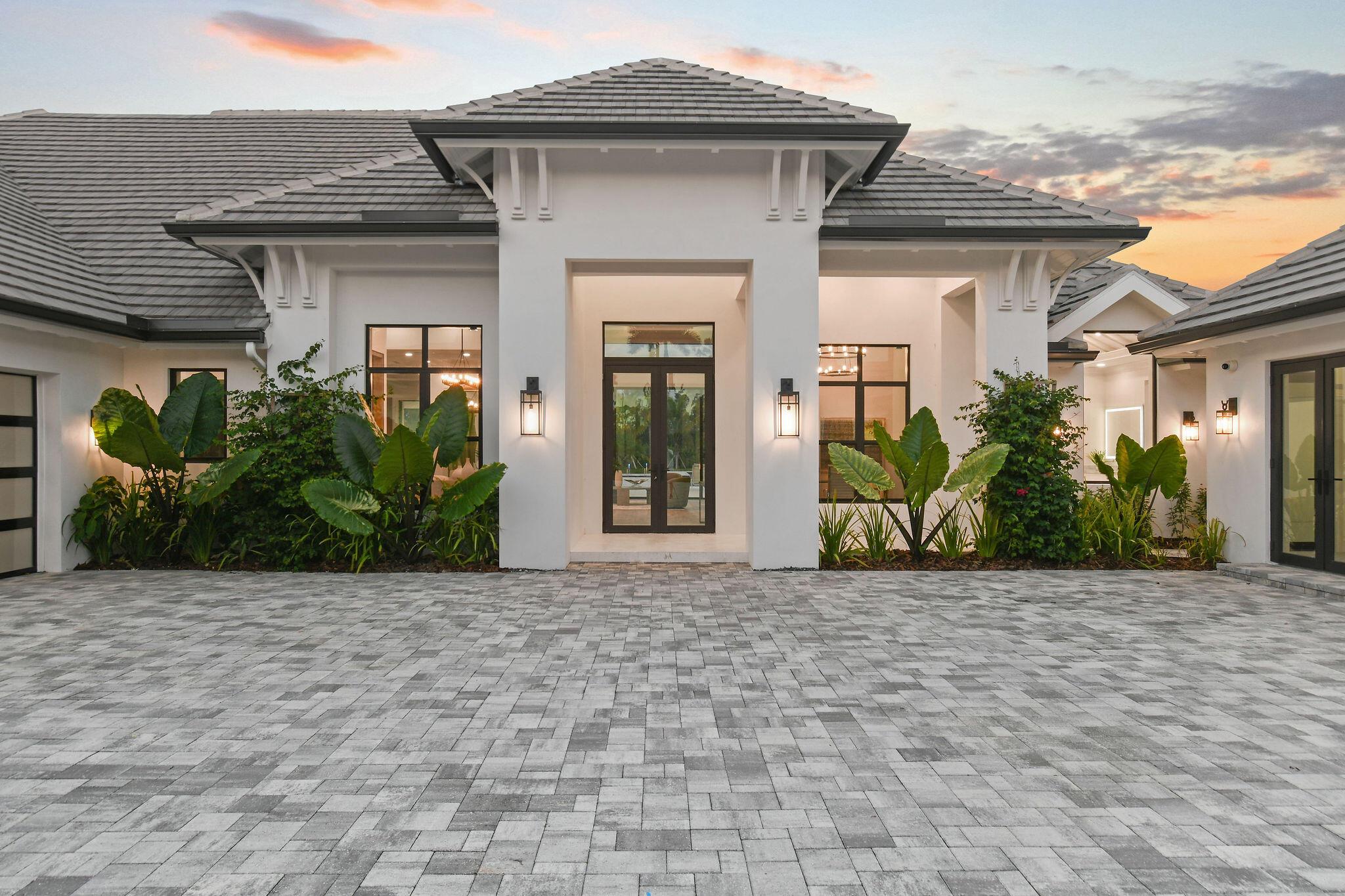 Image to showcase the property located at 14699 Black Bear Road